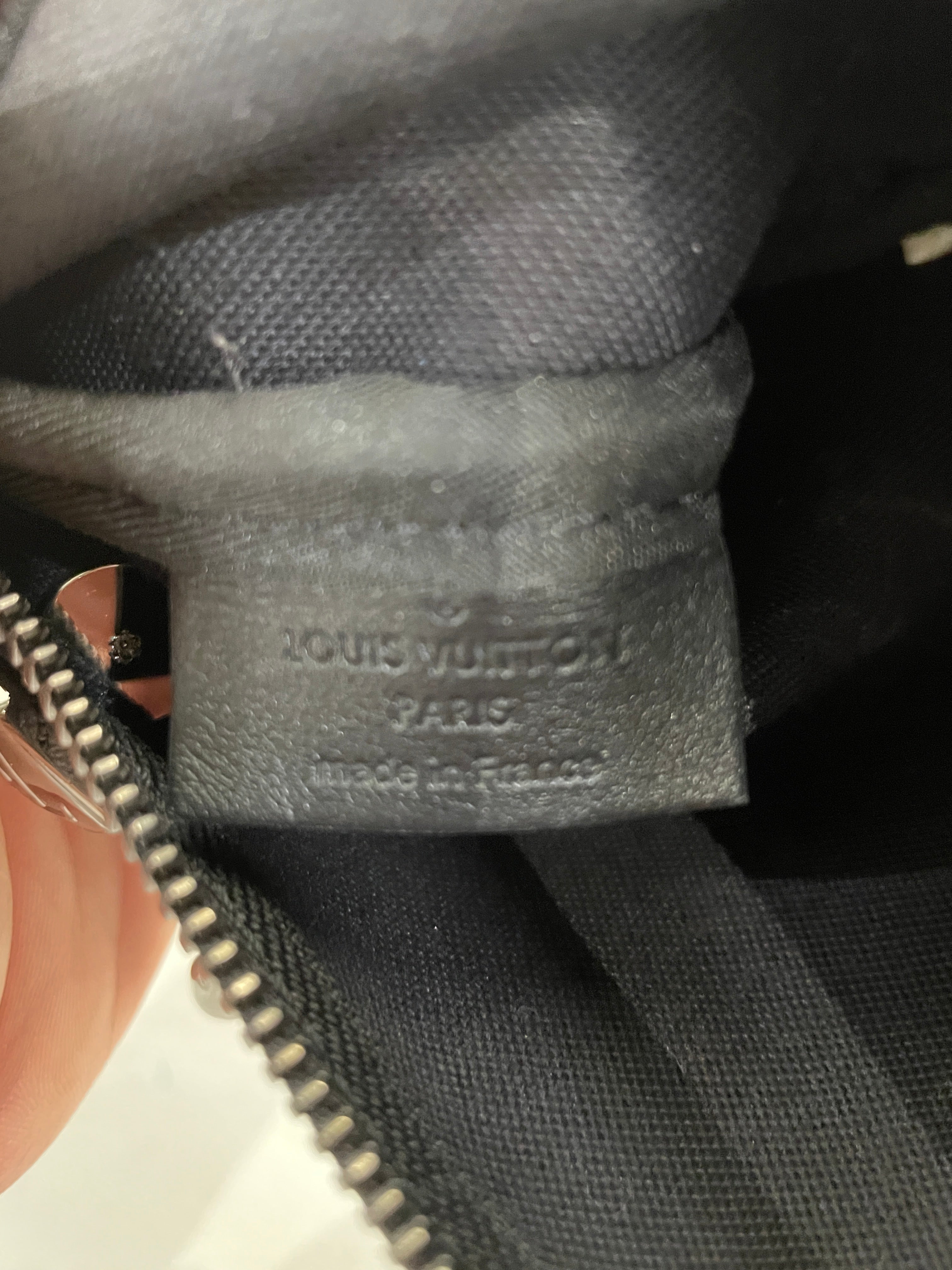 LOUIS VUITTON/Pouch/Border/Leather/BLK/TRIO MESSENGER view 4