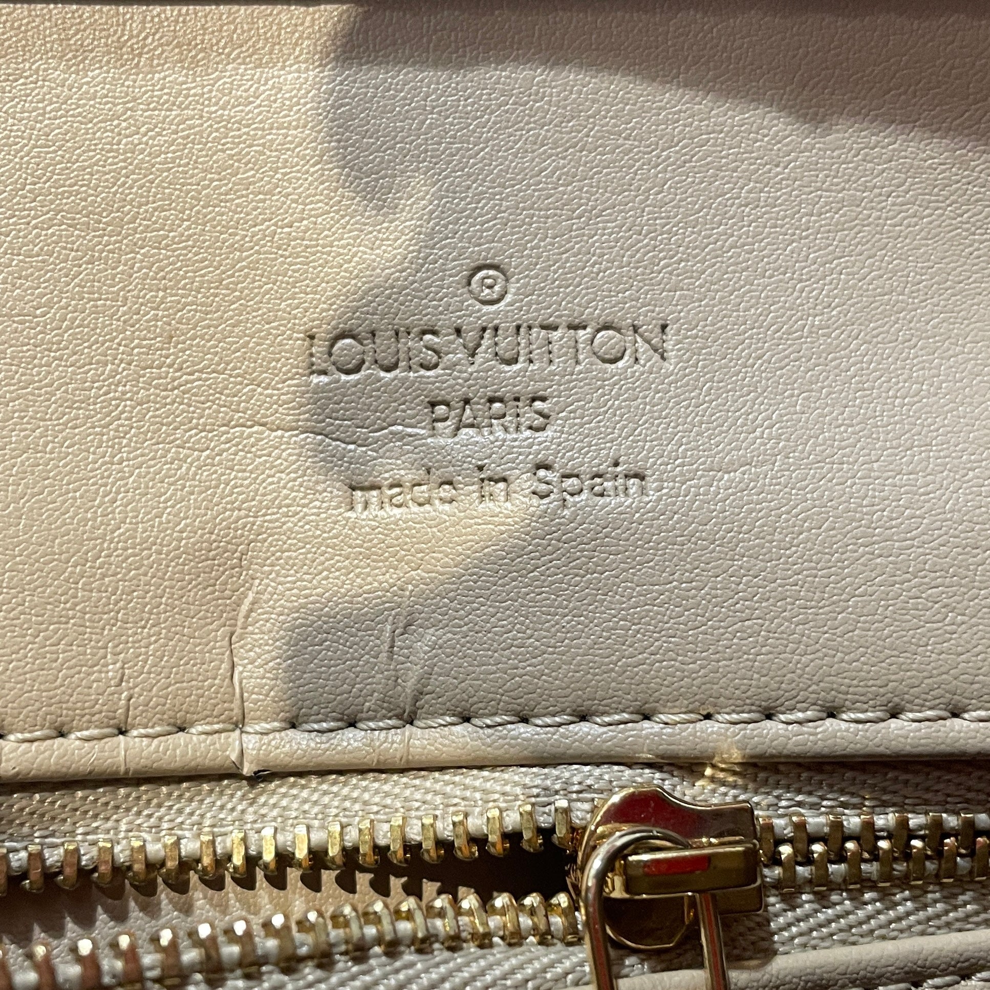 LOUIS VUITTON/Hand Bag/Monogram/Leather/YEL/Vernis Patent Leather Houston view 3
