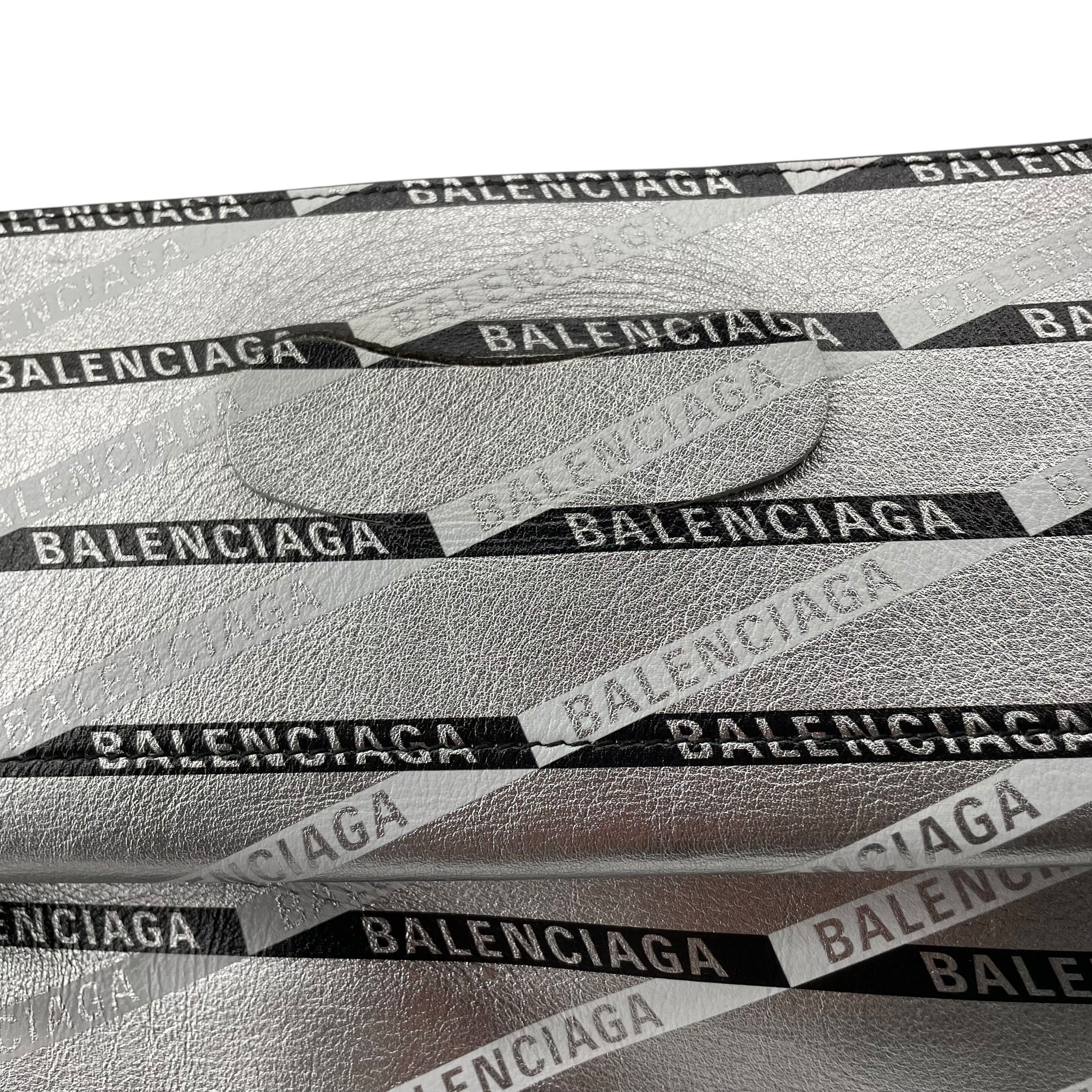 BALENCIAGA/Clutch Bag/All Over Print/Leather/SLV/MONOGRAM LOGO BLK+WHI view 5