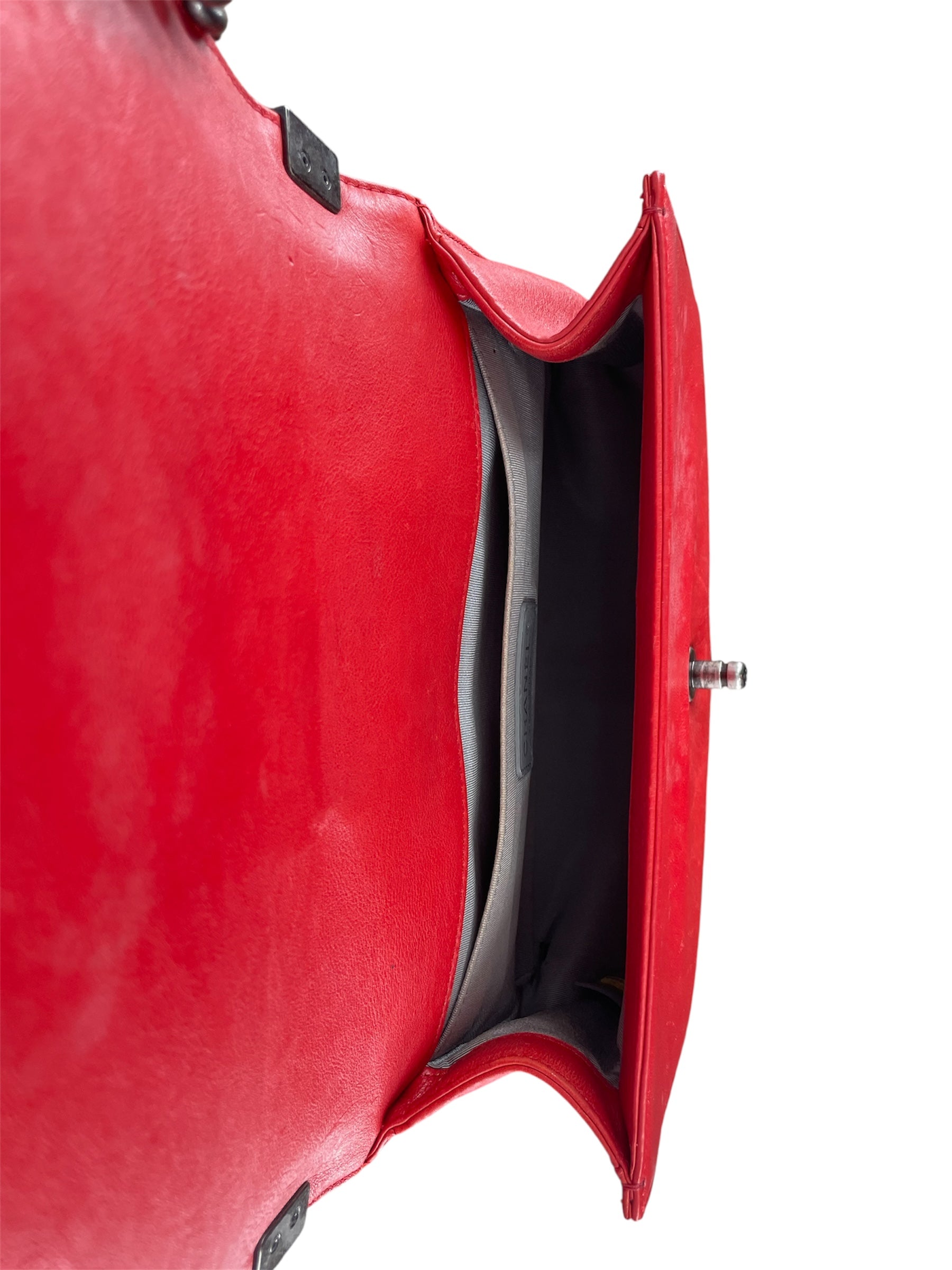 CHANEL/Cross Body Bag/Leather/RED/RED CROSSBODY BAG view 5