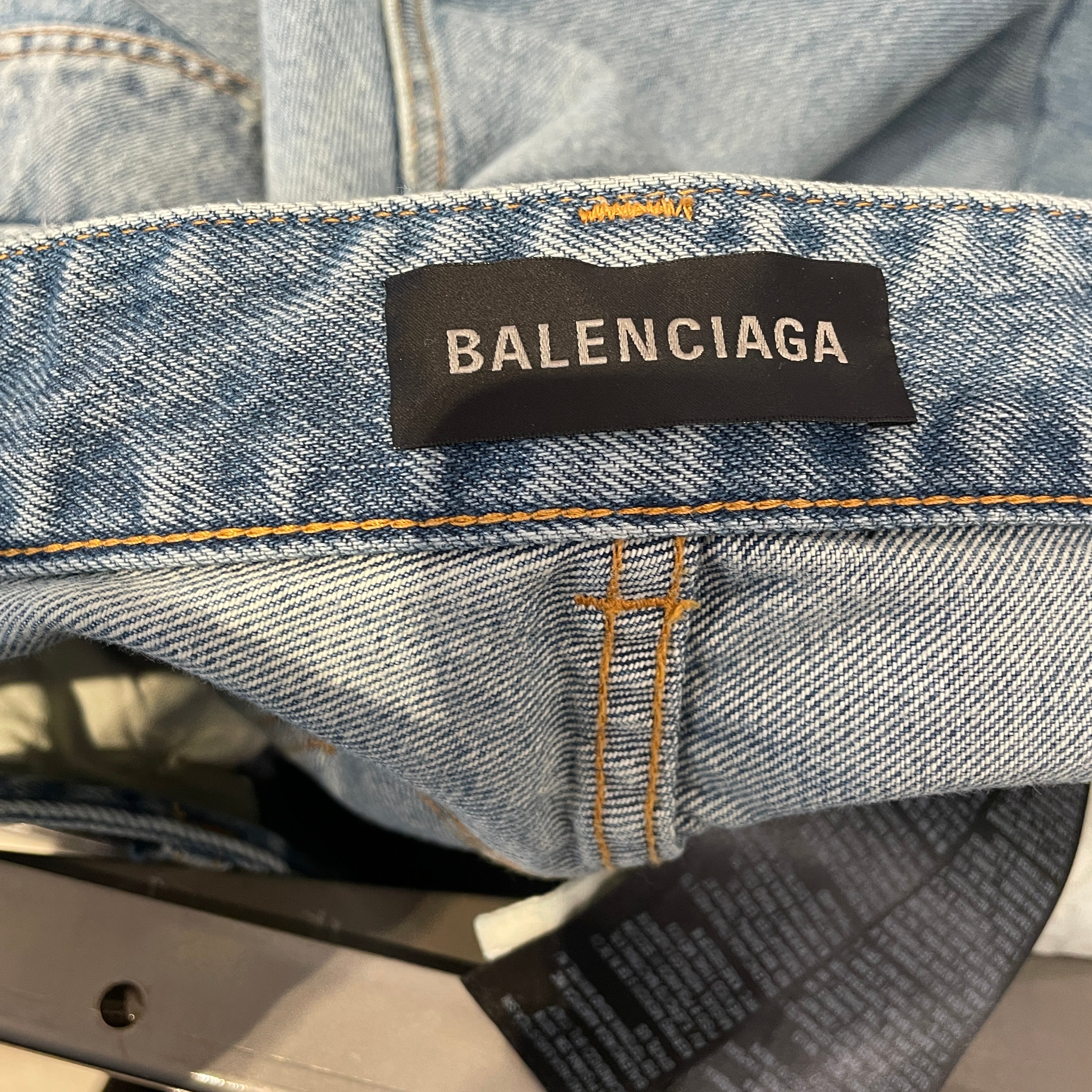 BALENCIAGA/Pants/32/Denim/BLU/2022 view 4