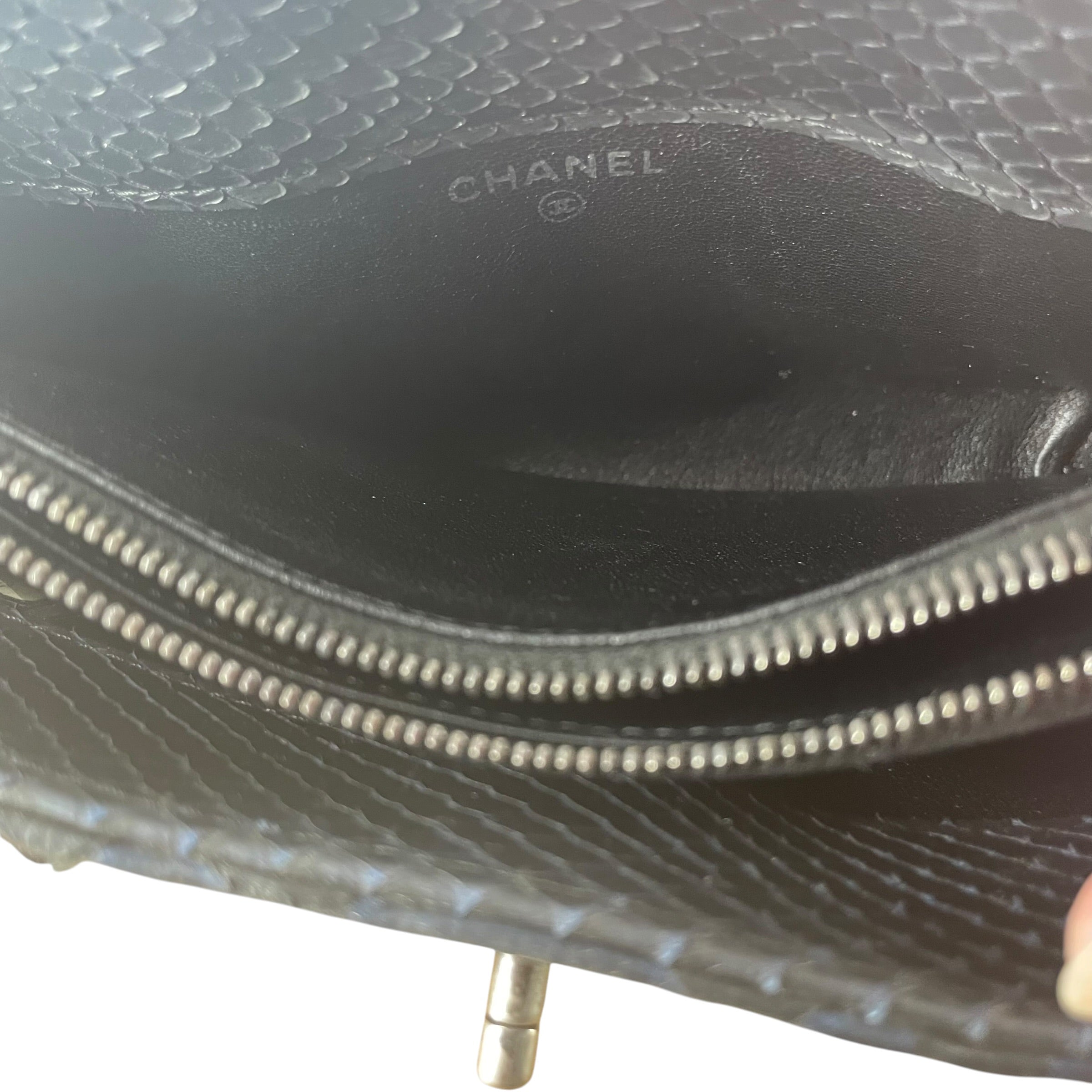 CHANEL/Cross Body Bag/NVY/26718330 PYTHON CROSSBODY view 5