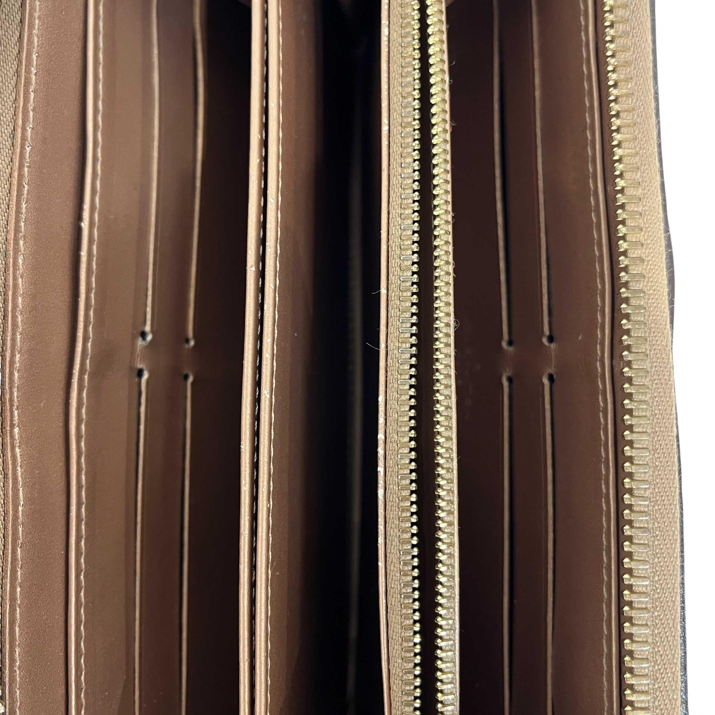 LOUIS VUITTON/Long Wallet/Monogram/GLD/L's/Zippy Wallet view 3