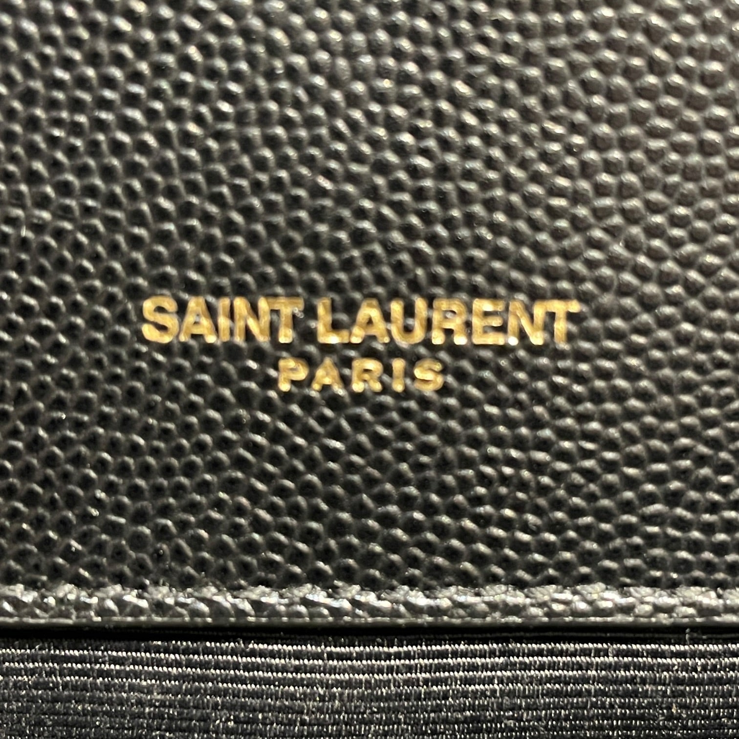 SAINT LAURENT/Hand Bag/Leather/BLK/MEDIUM QUILTED ENVELOPE BAG view 5