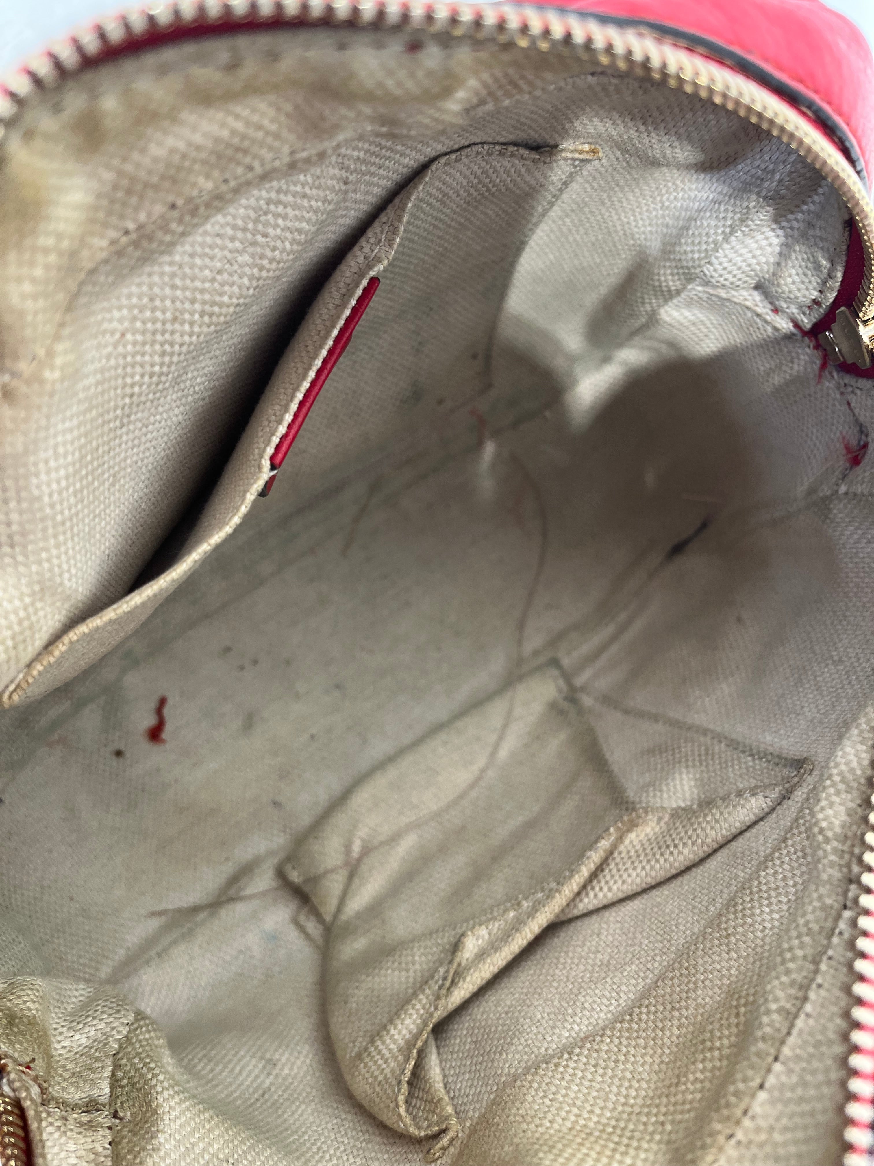 GUCCI/Cross Body Bag/RED/Red Soho Crossbody view 6