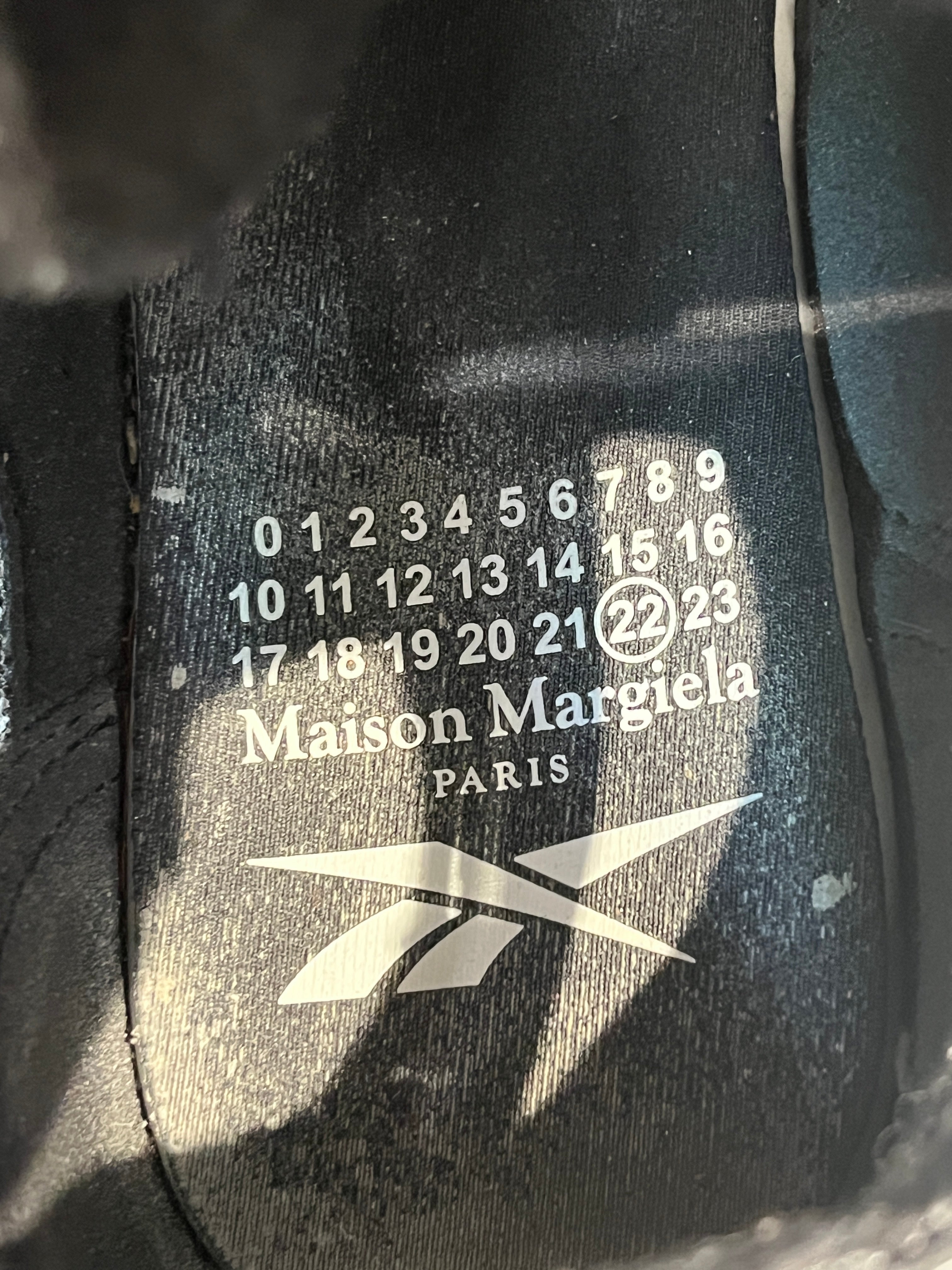 Maison Margiela/Hi-Sneakers/US 9/Leather/WHT/PAINTEDHIGHTABIHOLES view 3