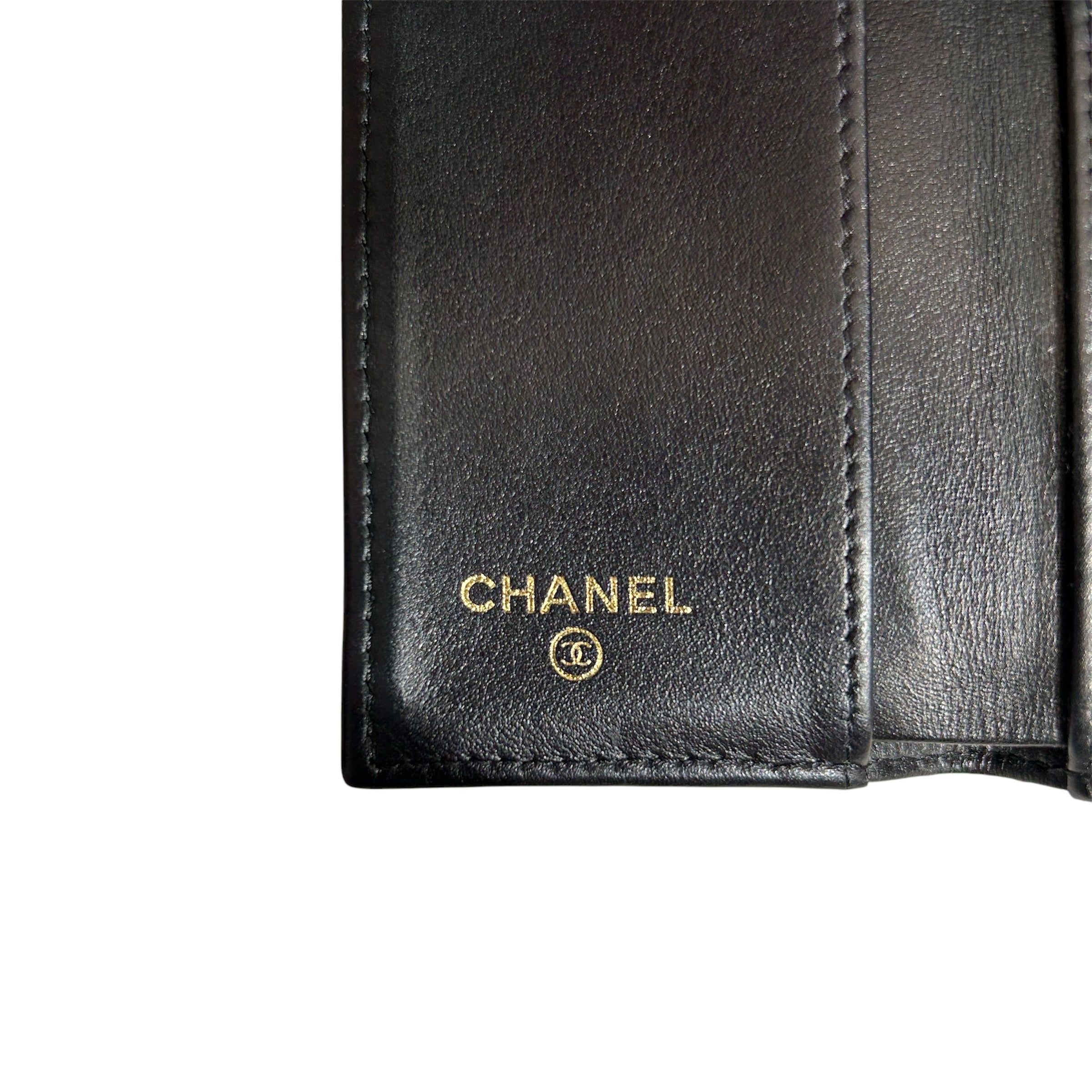 CHANEL/Wallet/Leather/BLK/L's/2025 CAVIAR WALLET view 5