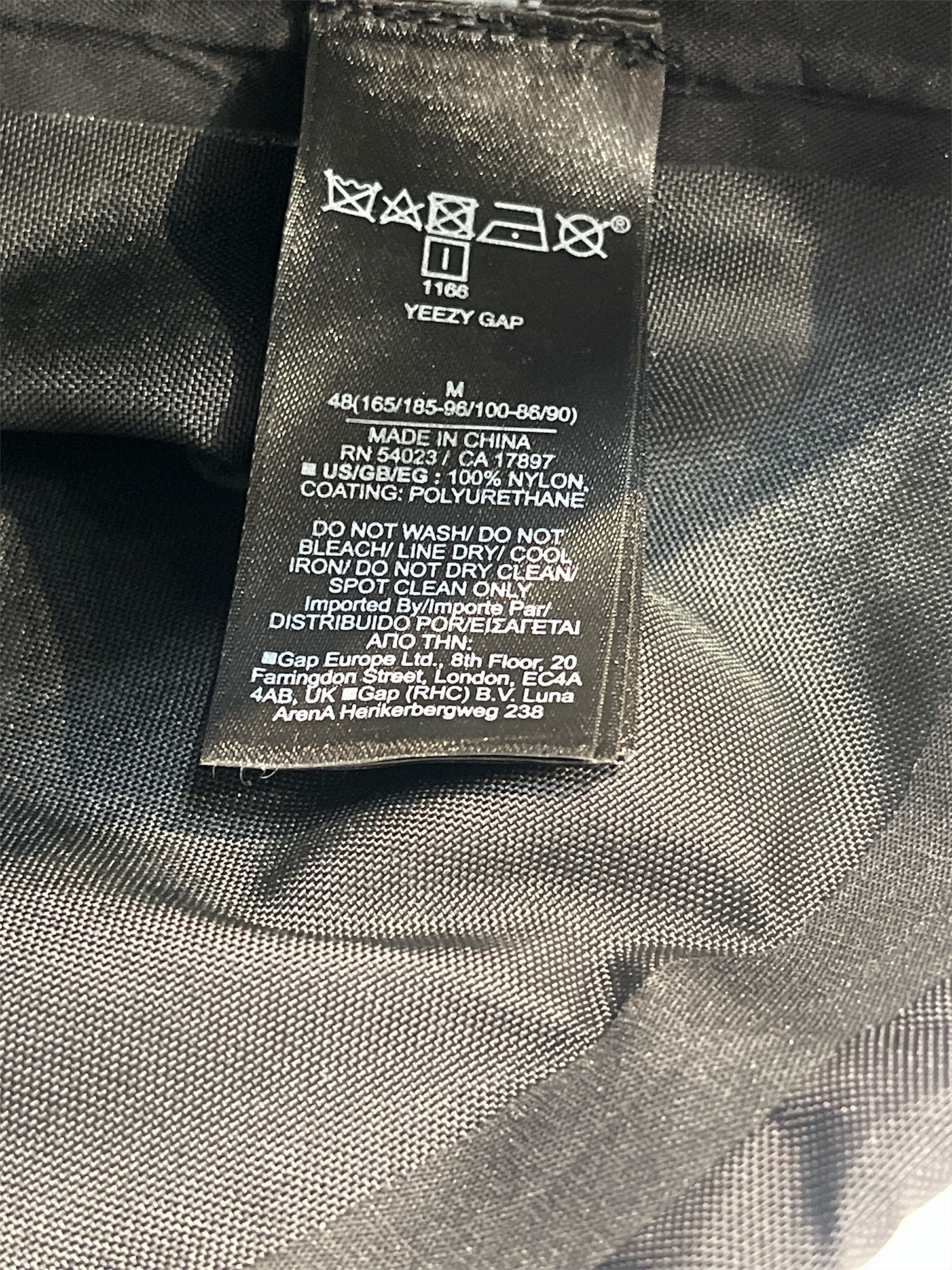 YEEZY GAP ENGINEERED BY BALENCIAGA/Trench Coat/S/BLK/giant rain coat view 4