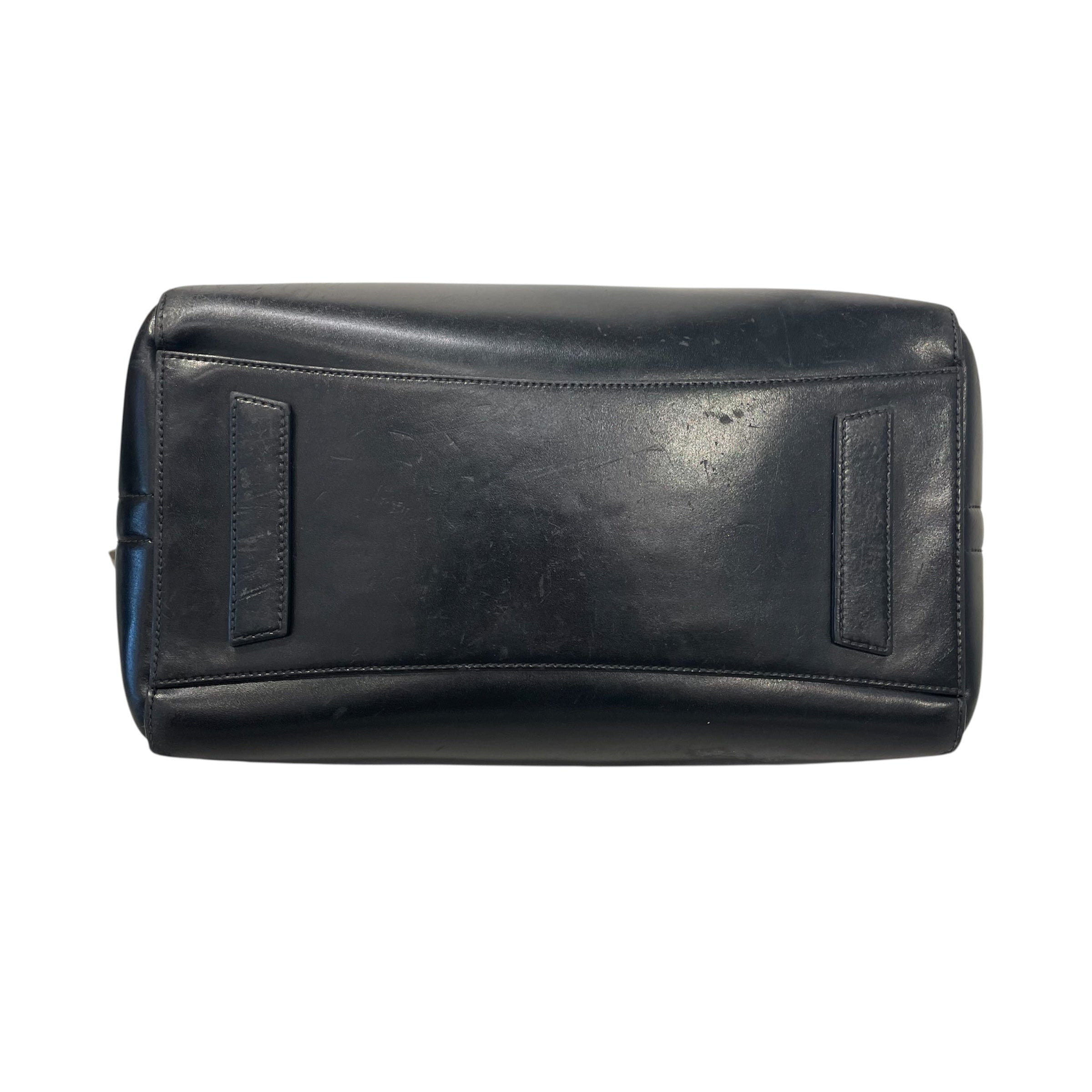 GIVENCHY/Bag/Leather/BLK/ view 3