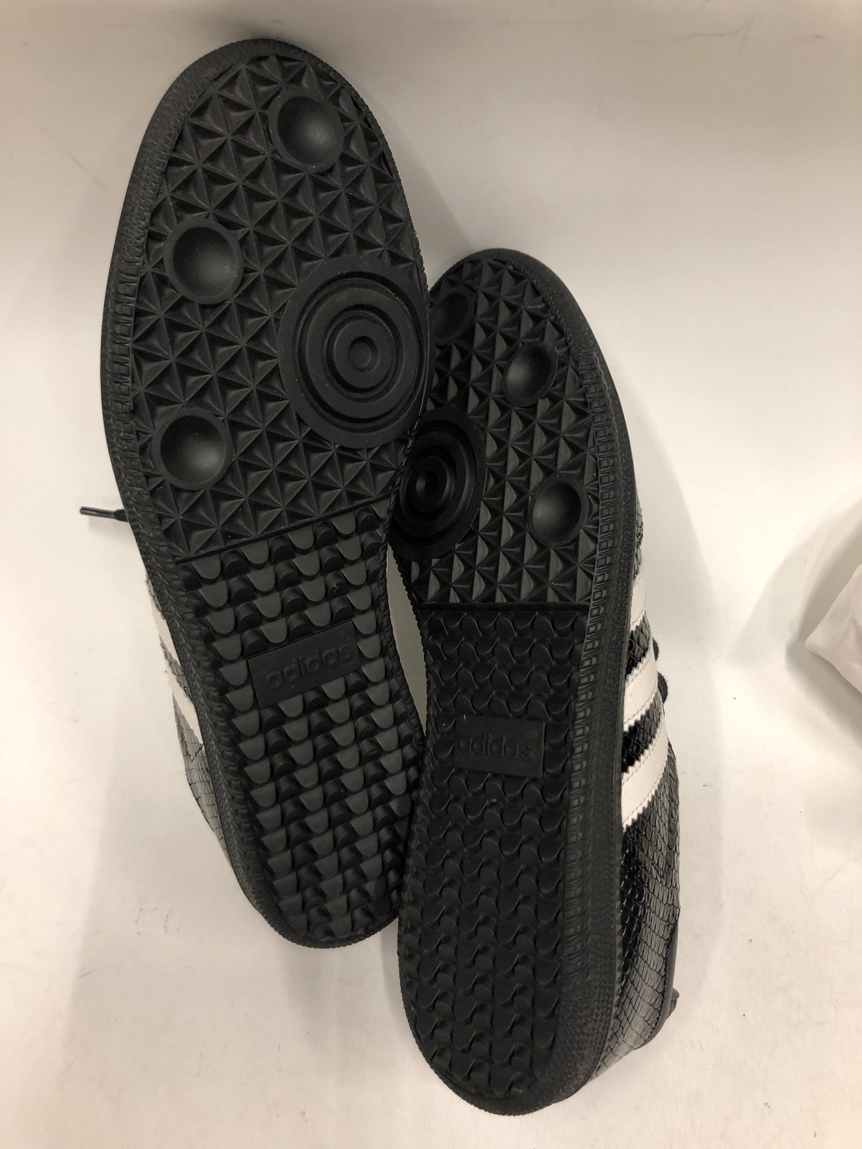 adidas/Low-Sneakers/US 9.5/Stripe/Polyester/BLK/Made in Italy Blk Croc view 5