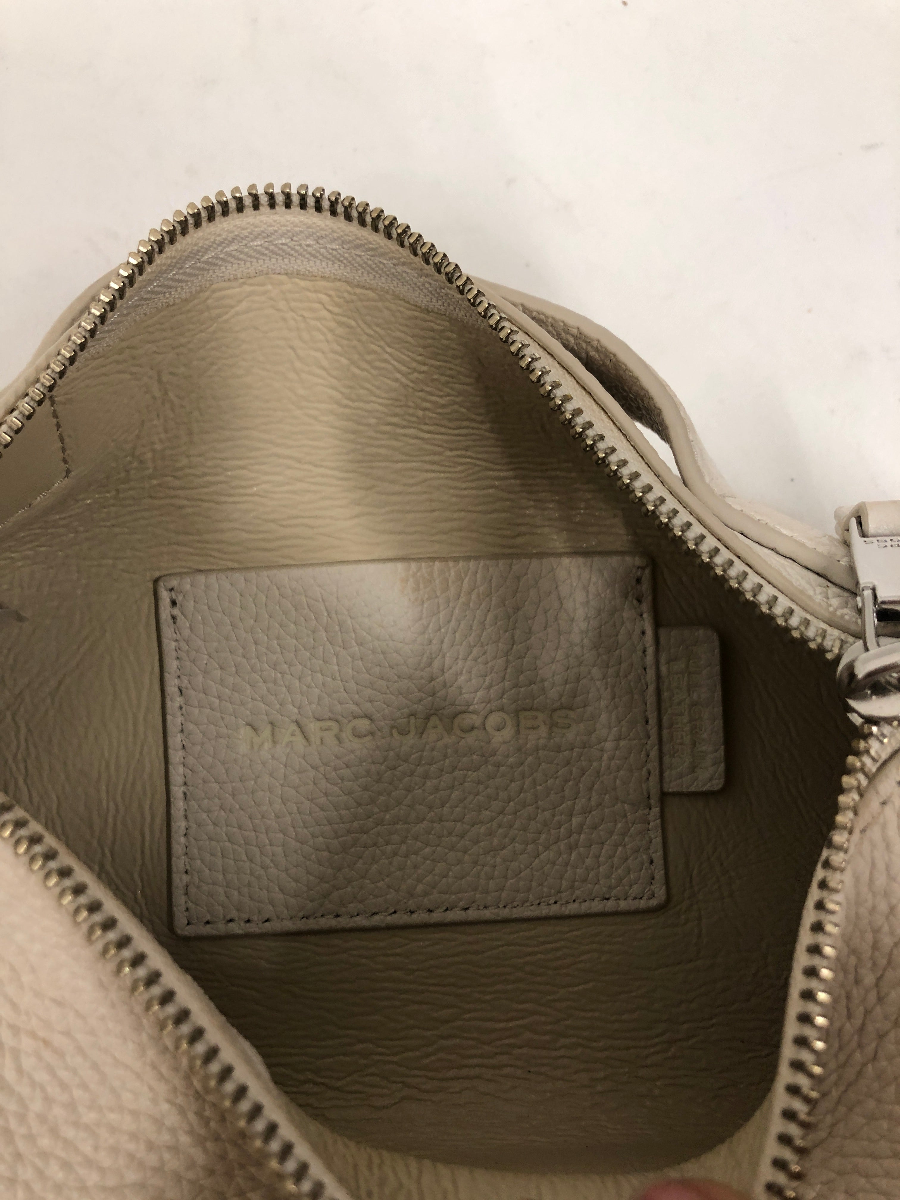 MARC JACOBS/Hand Bag/Leather/IVR/The Duffle Leather Bag view 4