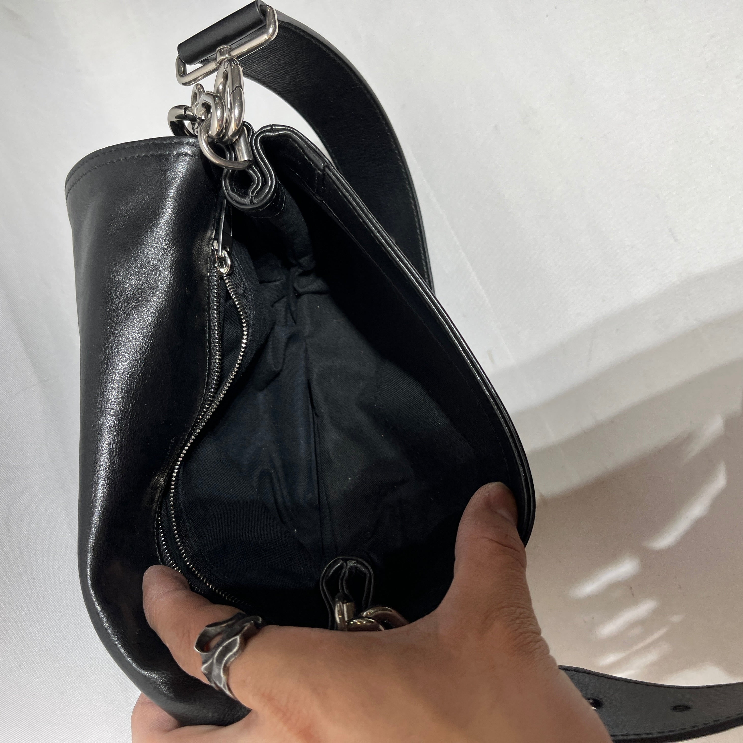 BALENCIAGA/Cross Body Bag/Leather/BLK/FLAP BAG view 6
