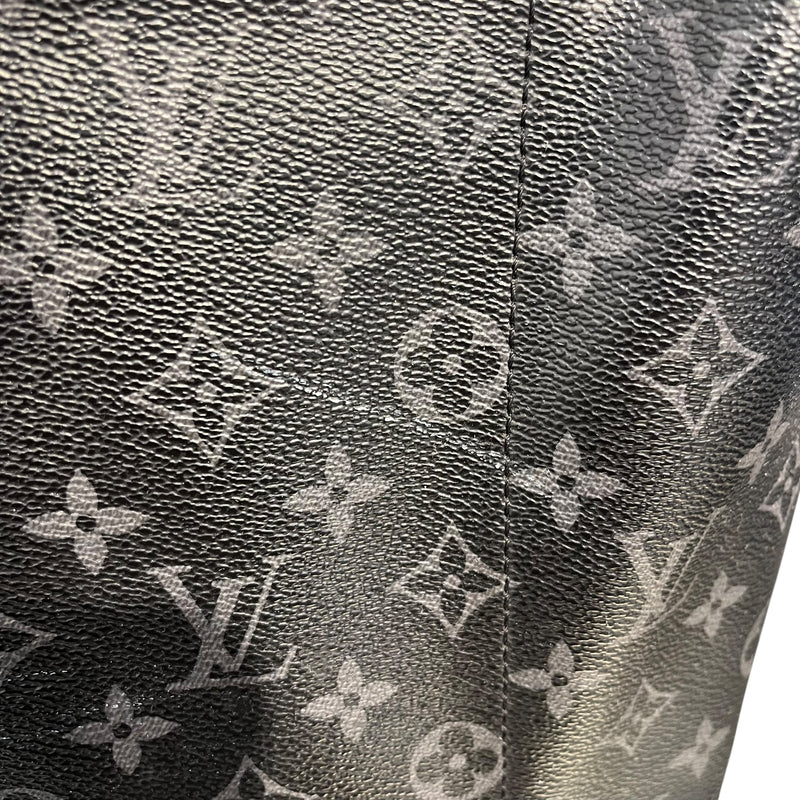 LOUIS VUITTON/FRAGMENT/Bag/FREE/Monogram/Leather/BLK/IRIDESCENT HRDWRE MESSENGER