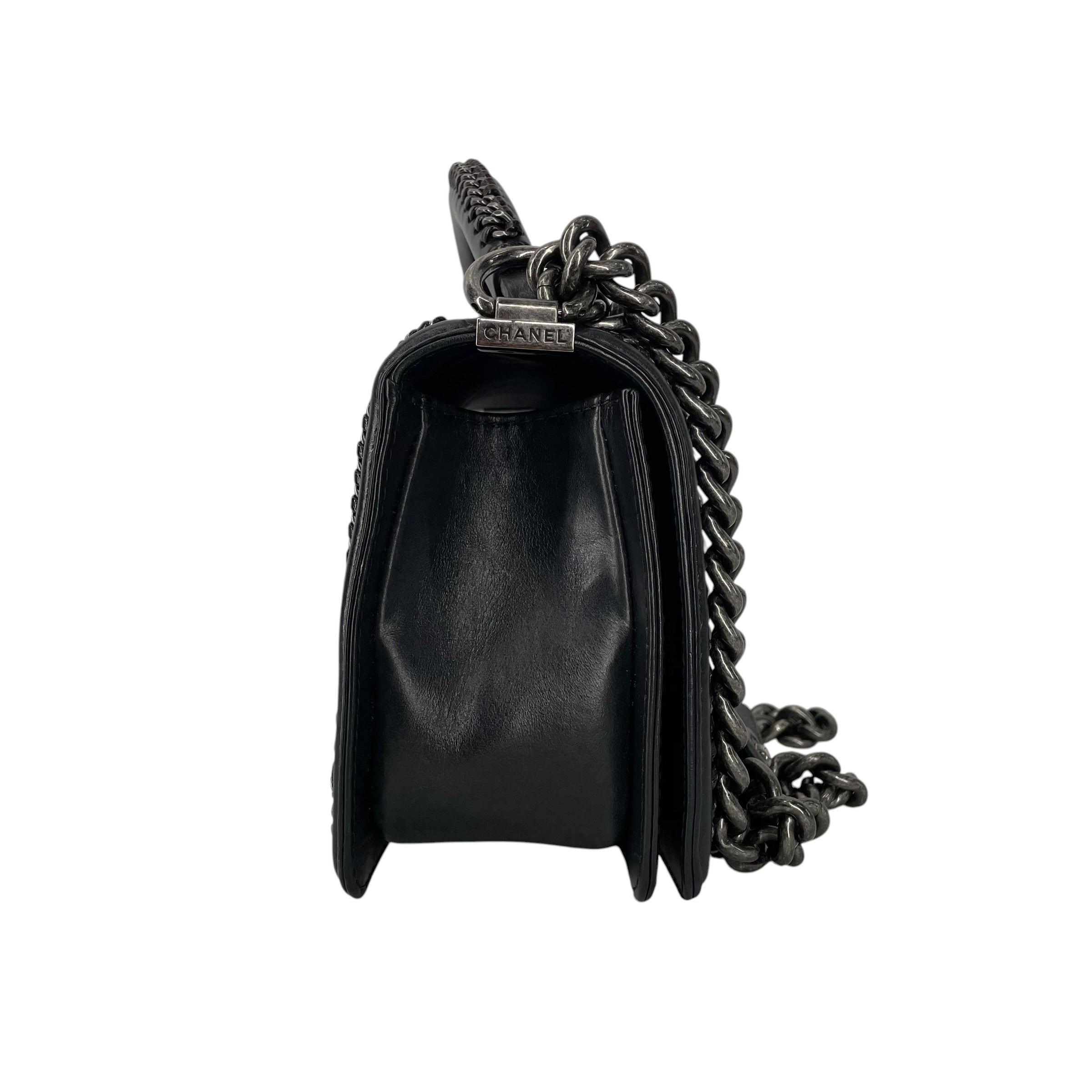 CHANEL/Cross Body Bag/Leather/BLK/21206470 QUILTED CHAIN BORDER view 3