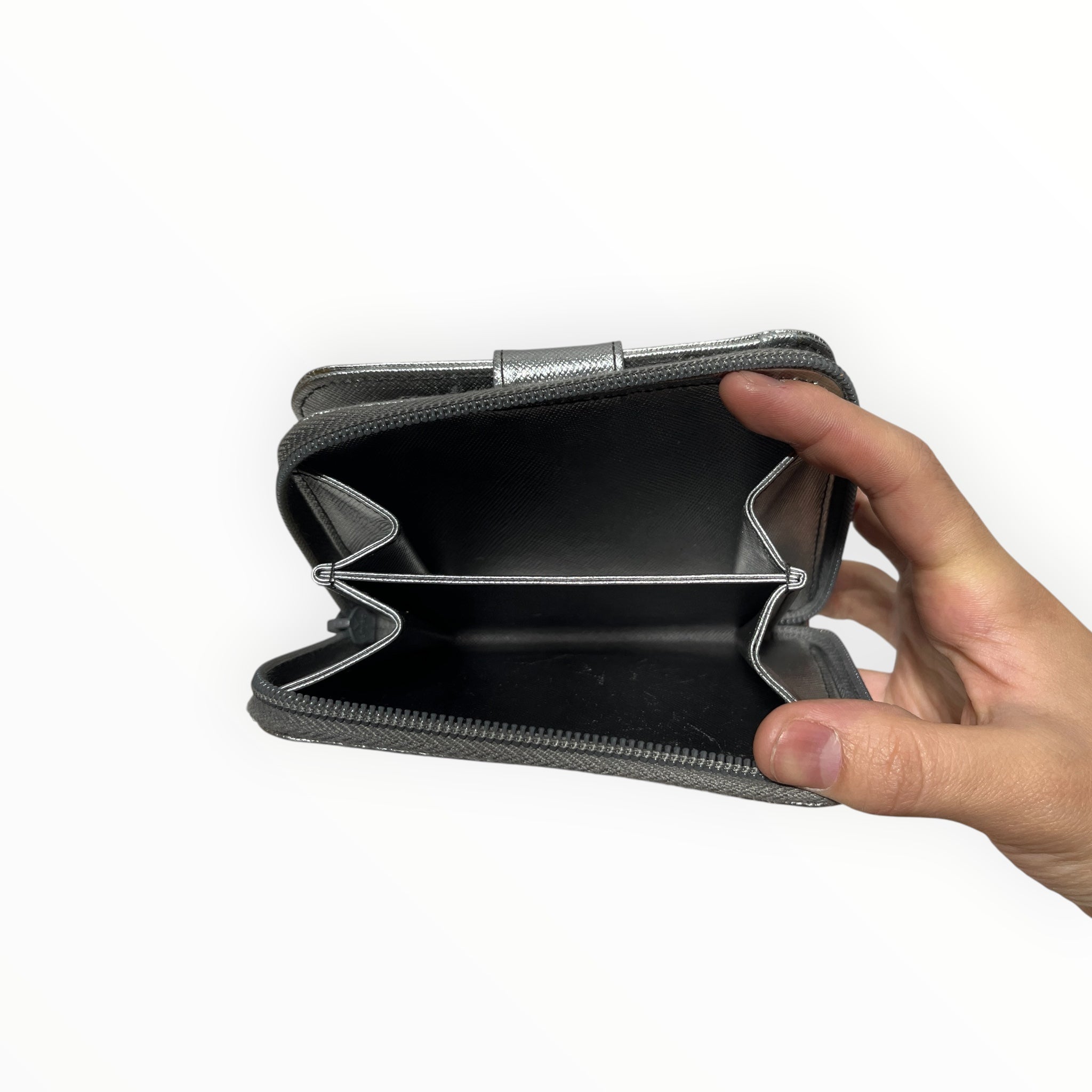 PRADA/Coin Wallet/Leather/SLV/M's/Saffiano Leather Silver Coin W view 3