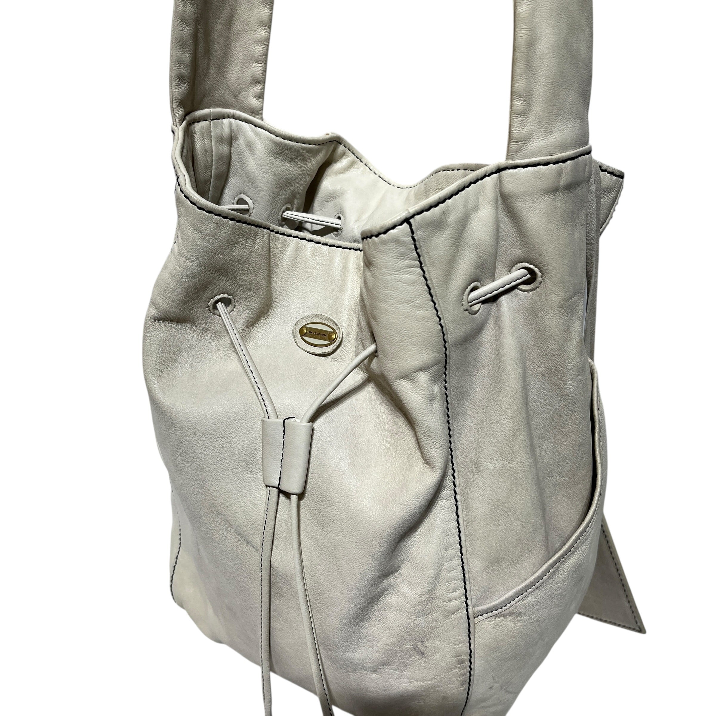 BALENCIAGA/Cross Body Bag/Leather/WHT/drawstring view 7