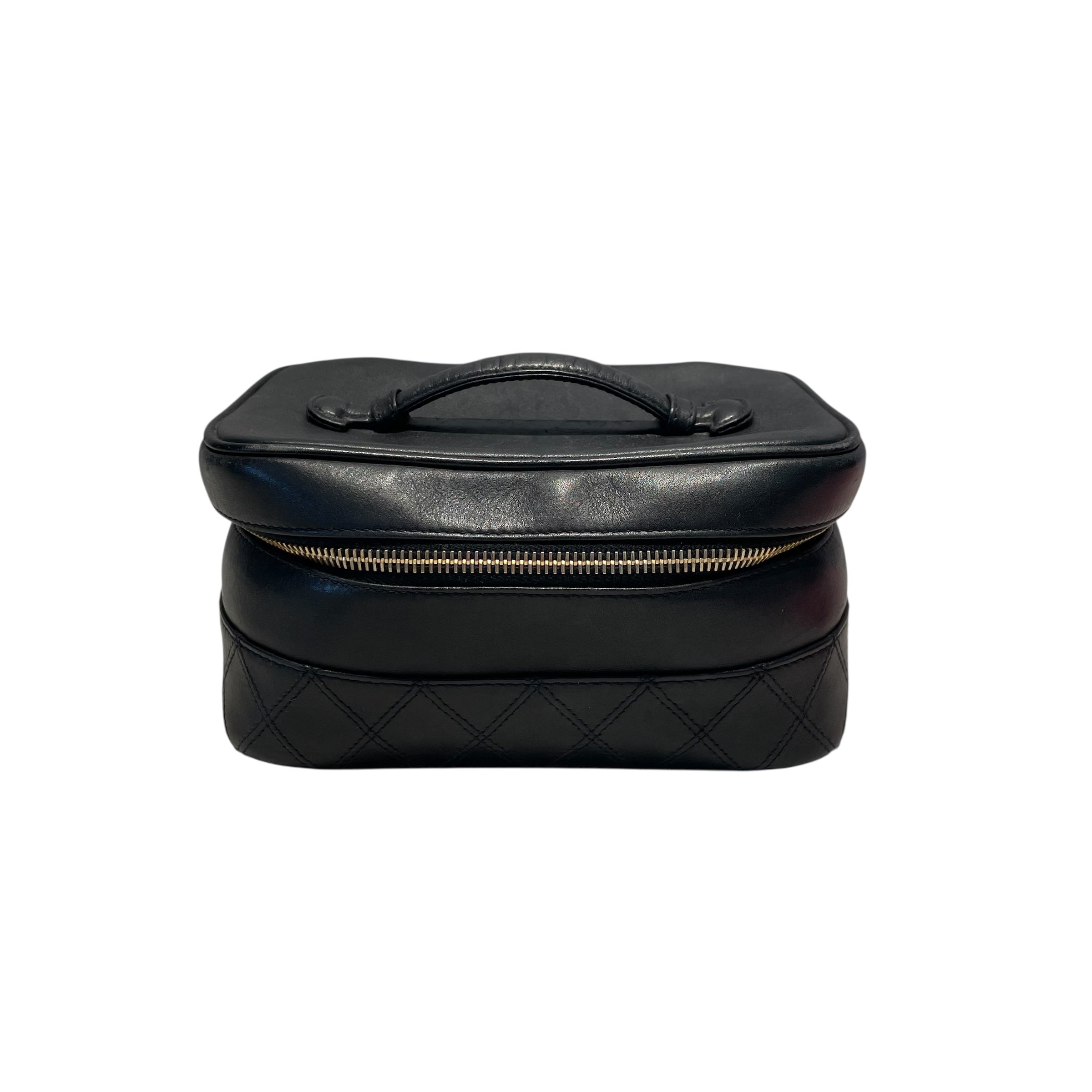 CHANEL/Pouch/bicolore cosmetic view 1