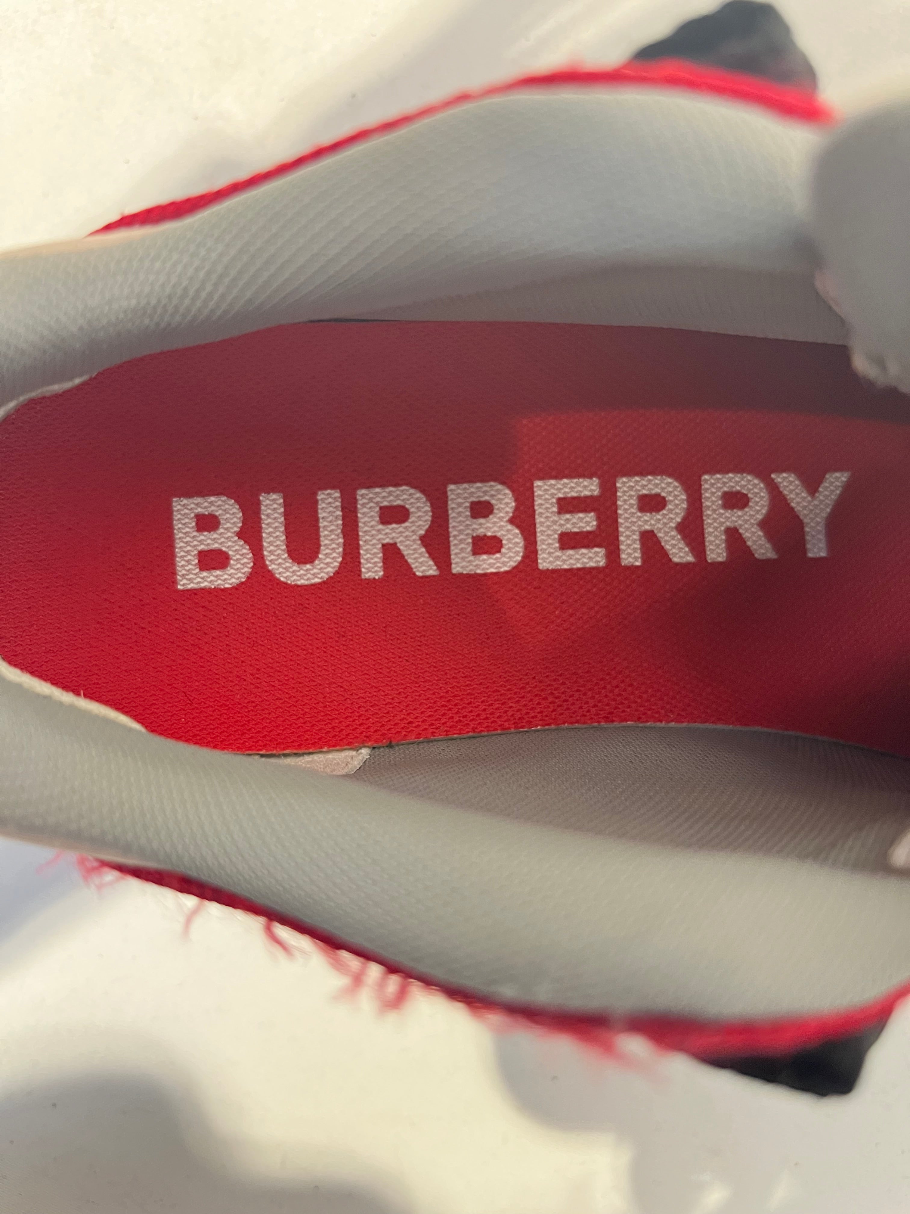 BURBERRY/Low-Sneakers/US 6/WHT/ view 3