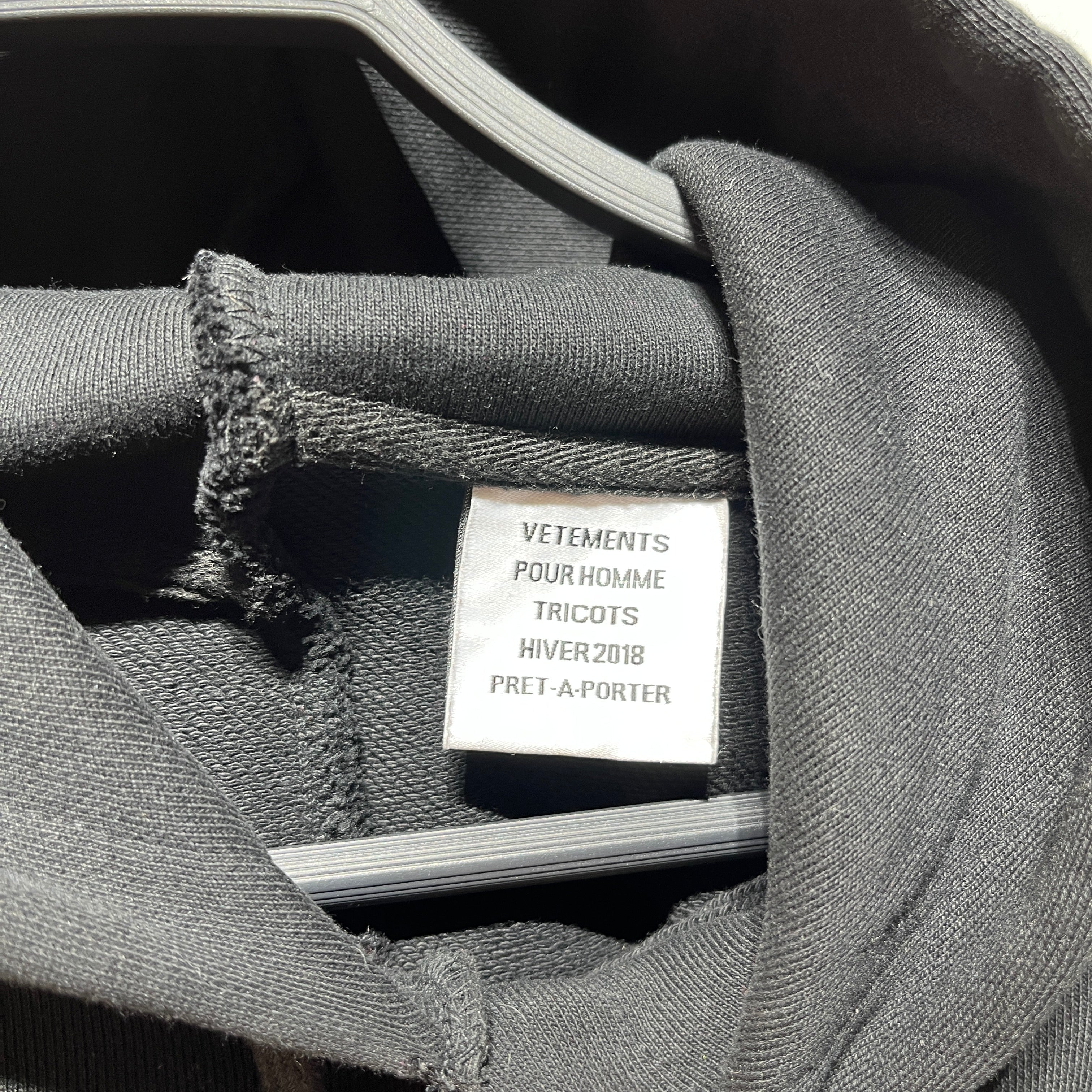 VETEMENTS/Hoodie/M/Graphic/Cotton/BLK/BELGIUM view 3