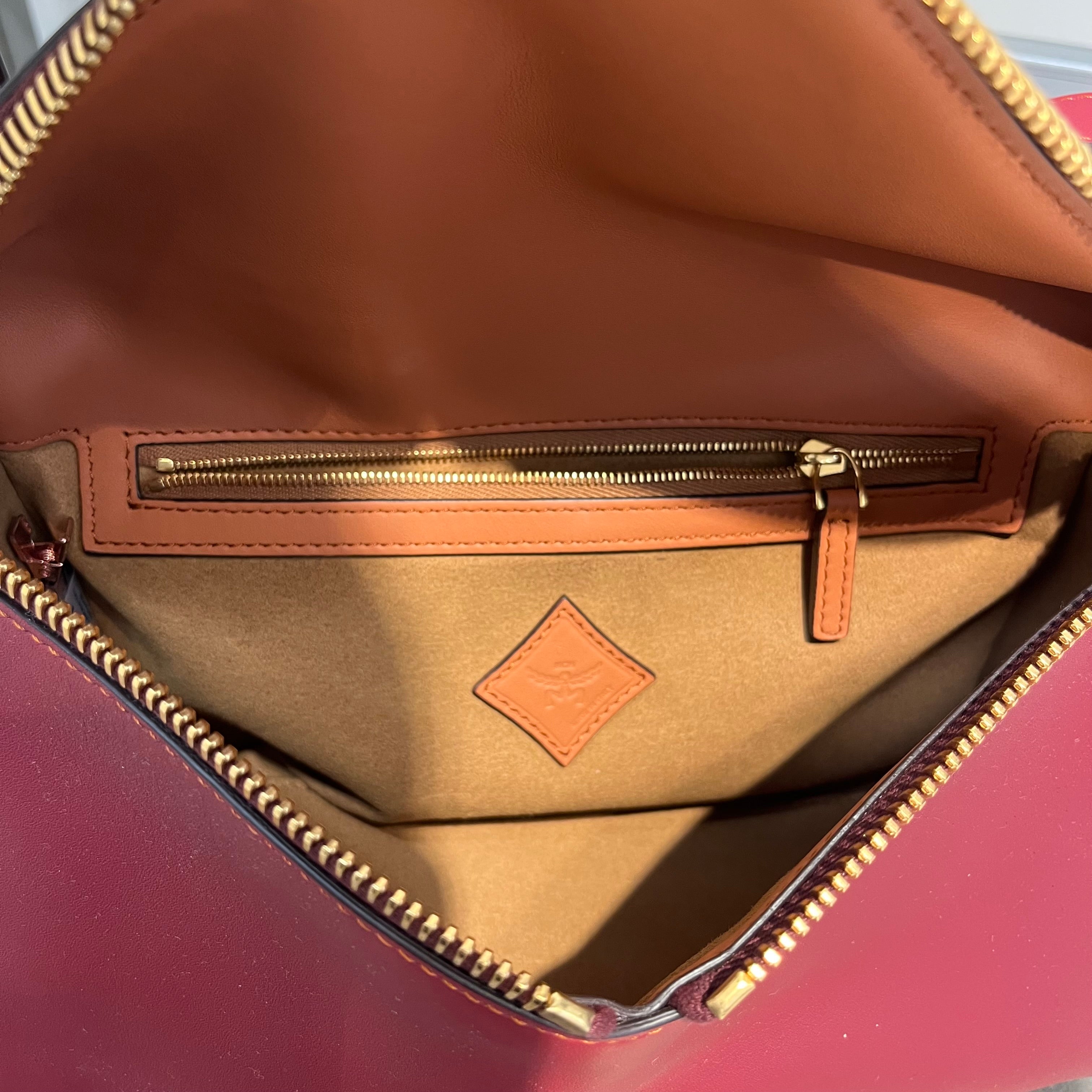 MCM/Cross Body Bag/Leather/BRD/KHAKI FLAP- view 4