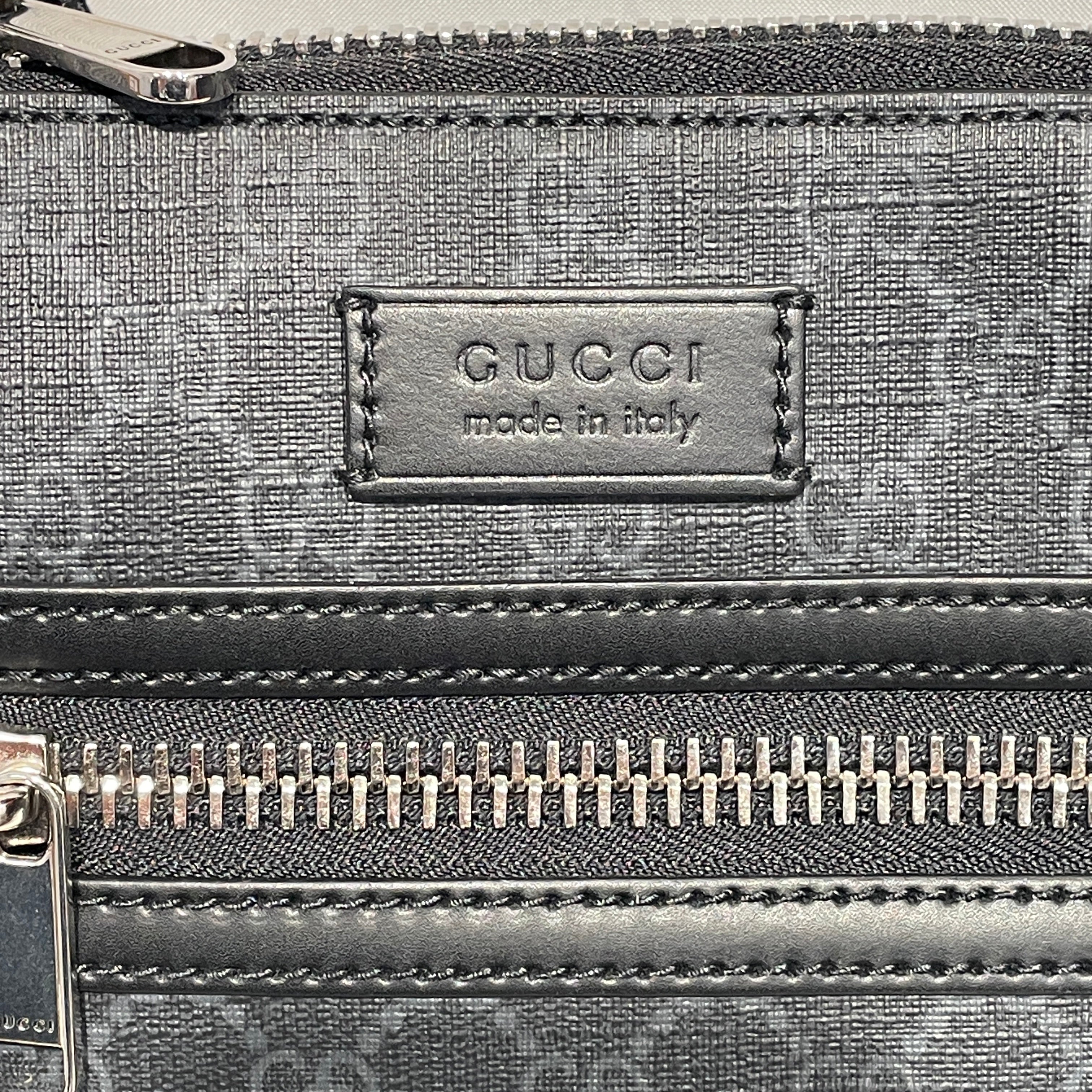 GUCCI/Cross Body Bag/Monogram/Leather/BLK/Gucci Supreme Messenger Bag view 3