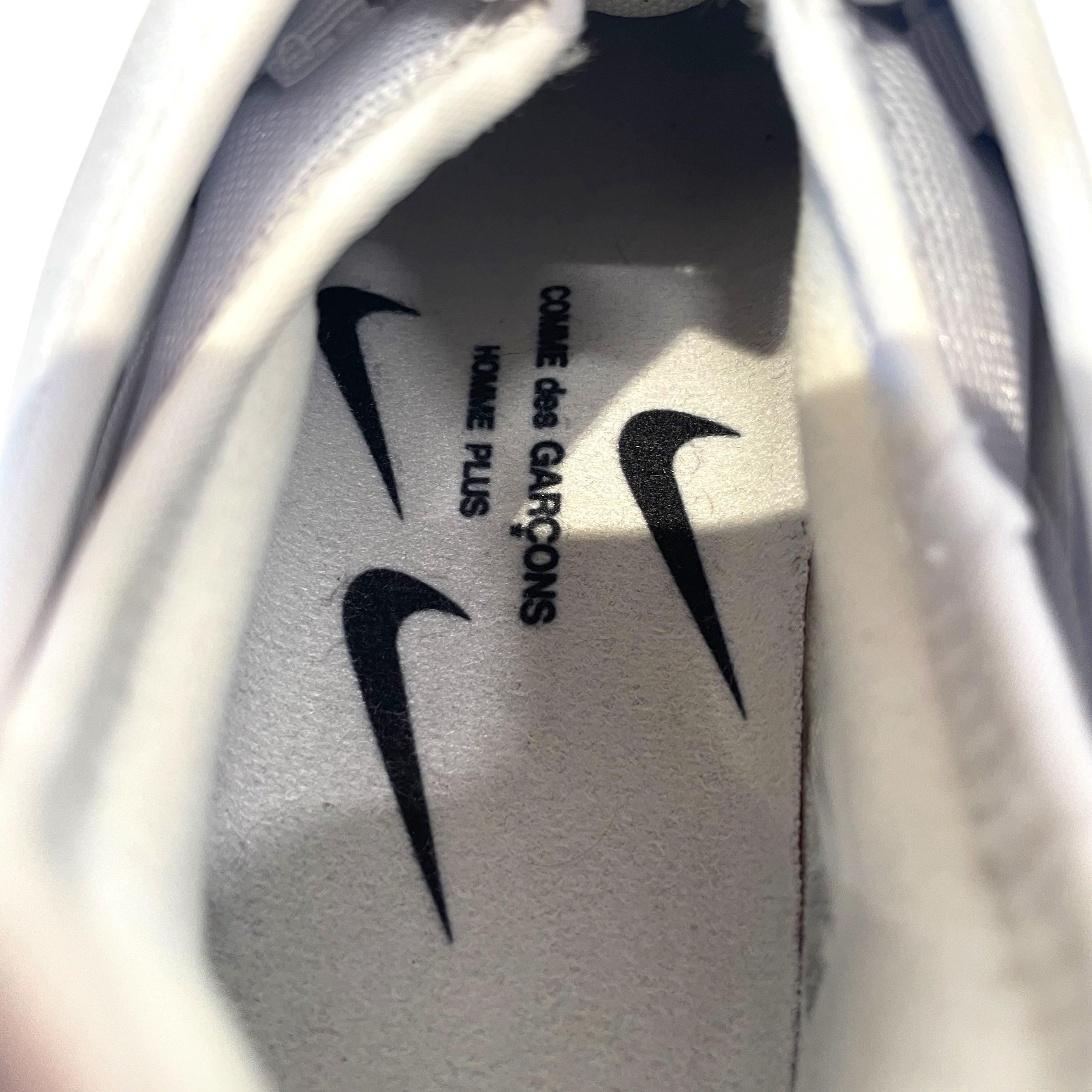 NIKE/COMME des GARCONS/Low-Sneakers/US 8/WHT/Air Max Sunder SP view 3