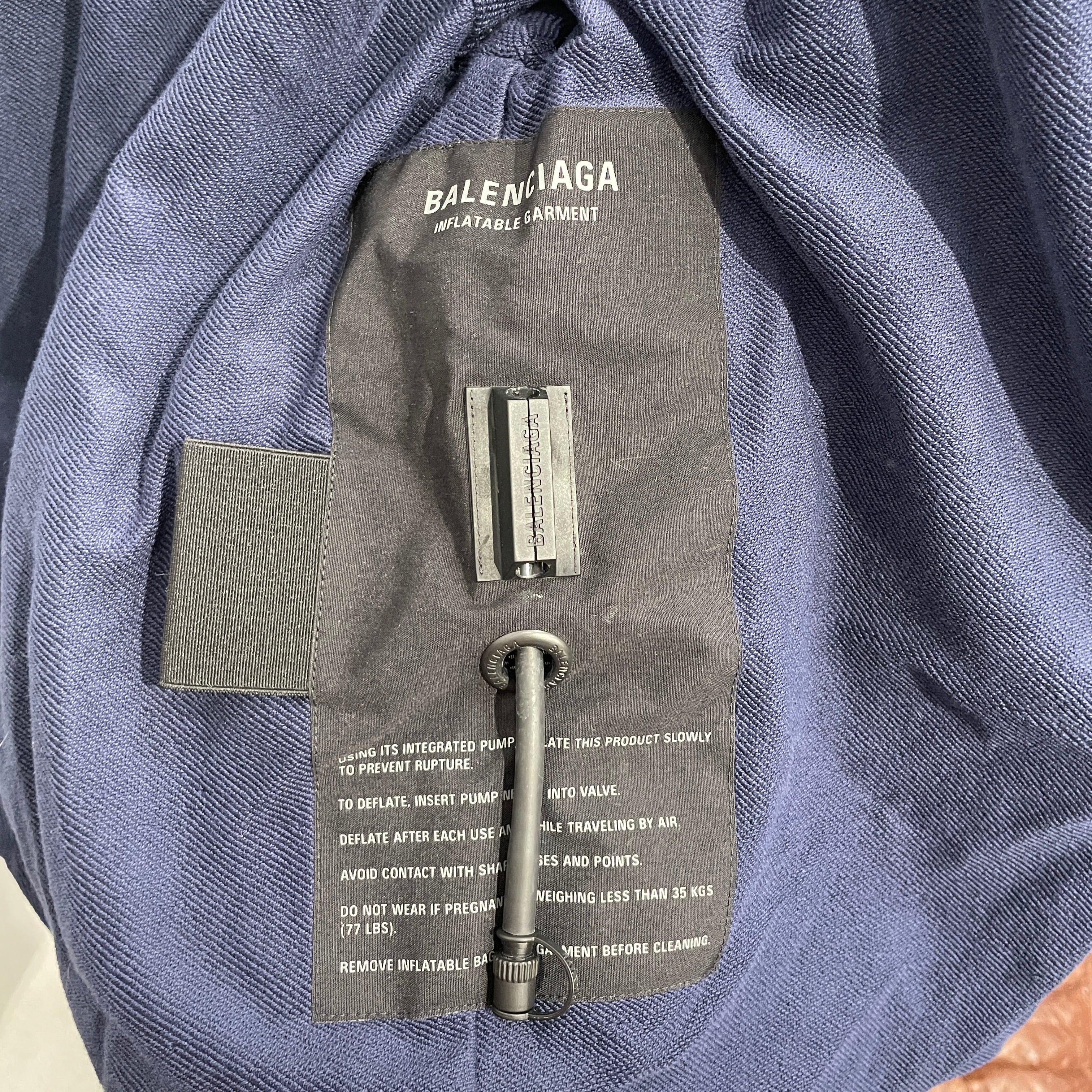 BALENCIAGA/Jacket/XL/Polyester/NVY/INFLATABLE JACKET view 3