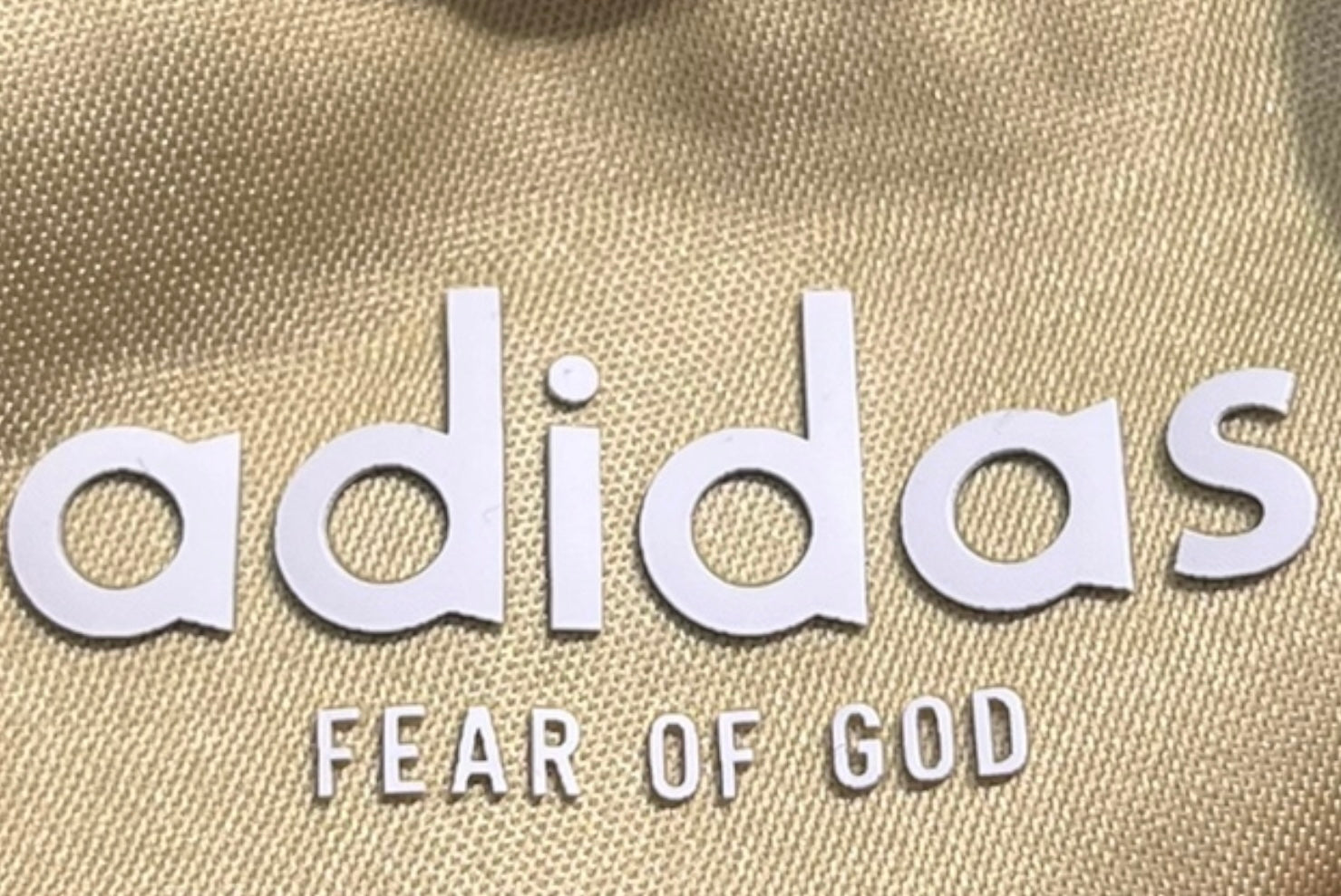 adidas/FOG ESSENTIALS/Hoodie/L/Polyester/GRN/ALPHABET BLUE BRANDING AUTUMN view 3