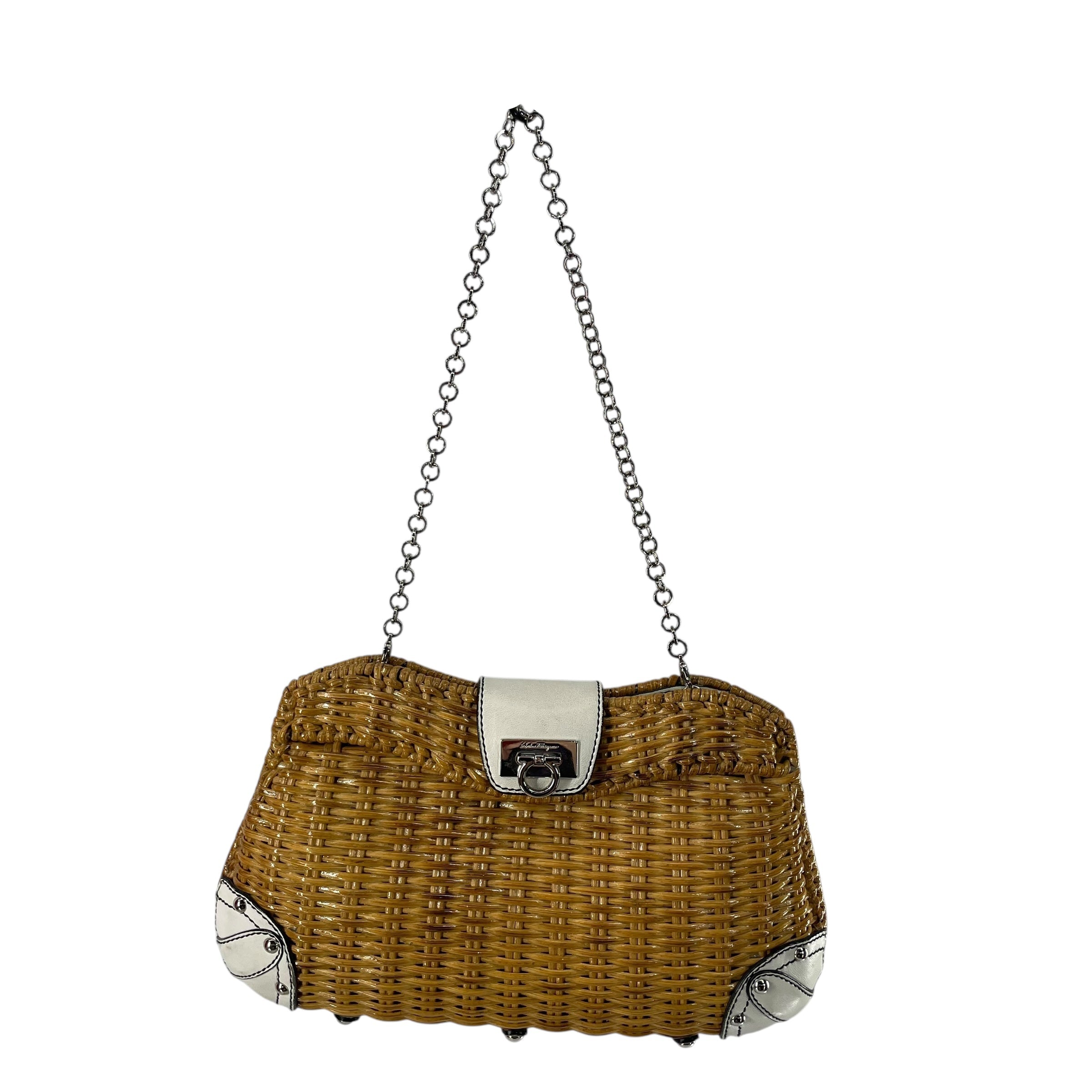 Salvatore Ferragamo/Clutch Bag/OS/Acrylic/BEG/WOVENBASKET view 1