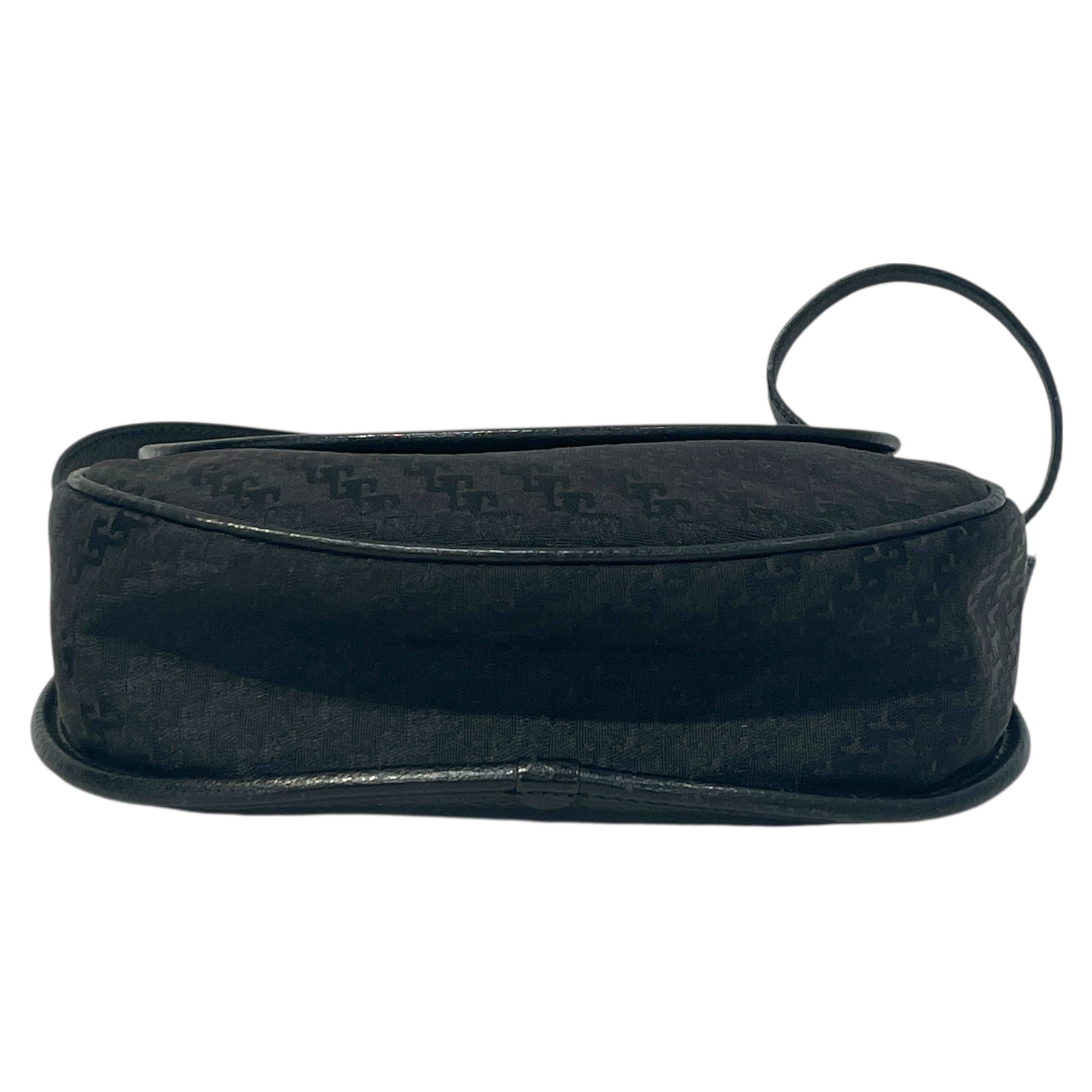 GUCCI/Cross Body Bag/All Over Print/Leather/BLK/gld detail/ logo all over view 3