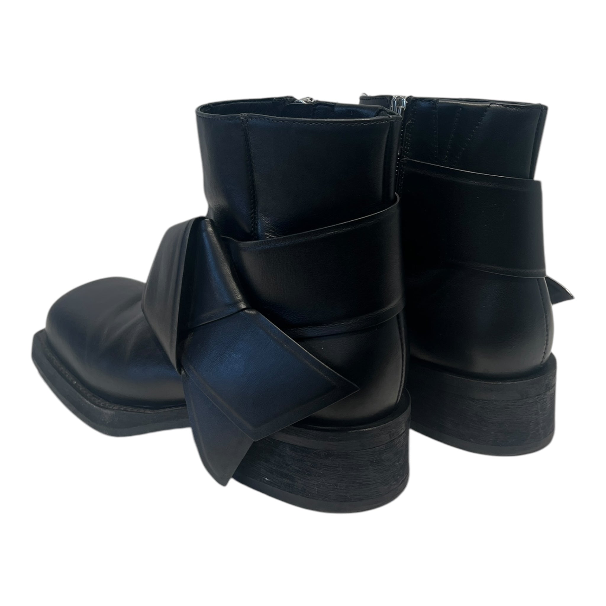 Acne Studios/Boots/EU 38/Leather/BLK/KNOT DETAIL ANKLE BOOT view 2