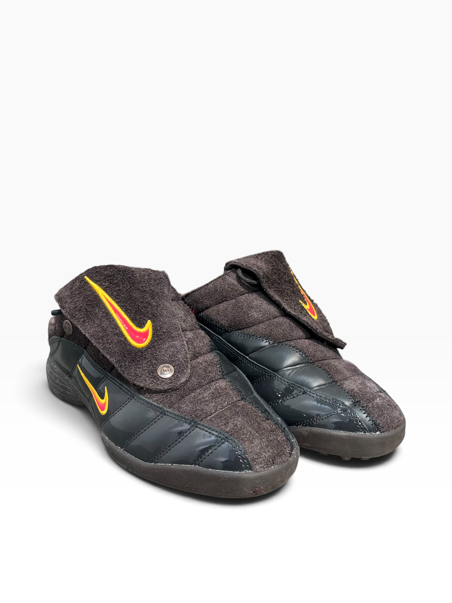 NIKE/Low-Sneakers/US 10/BLK/SLIP ON KIDS OF IMMIGRANTS view 1