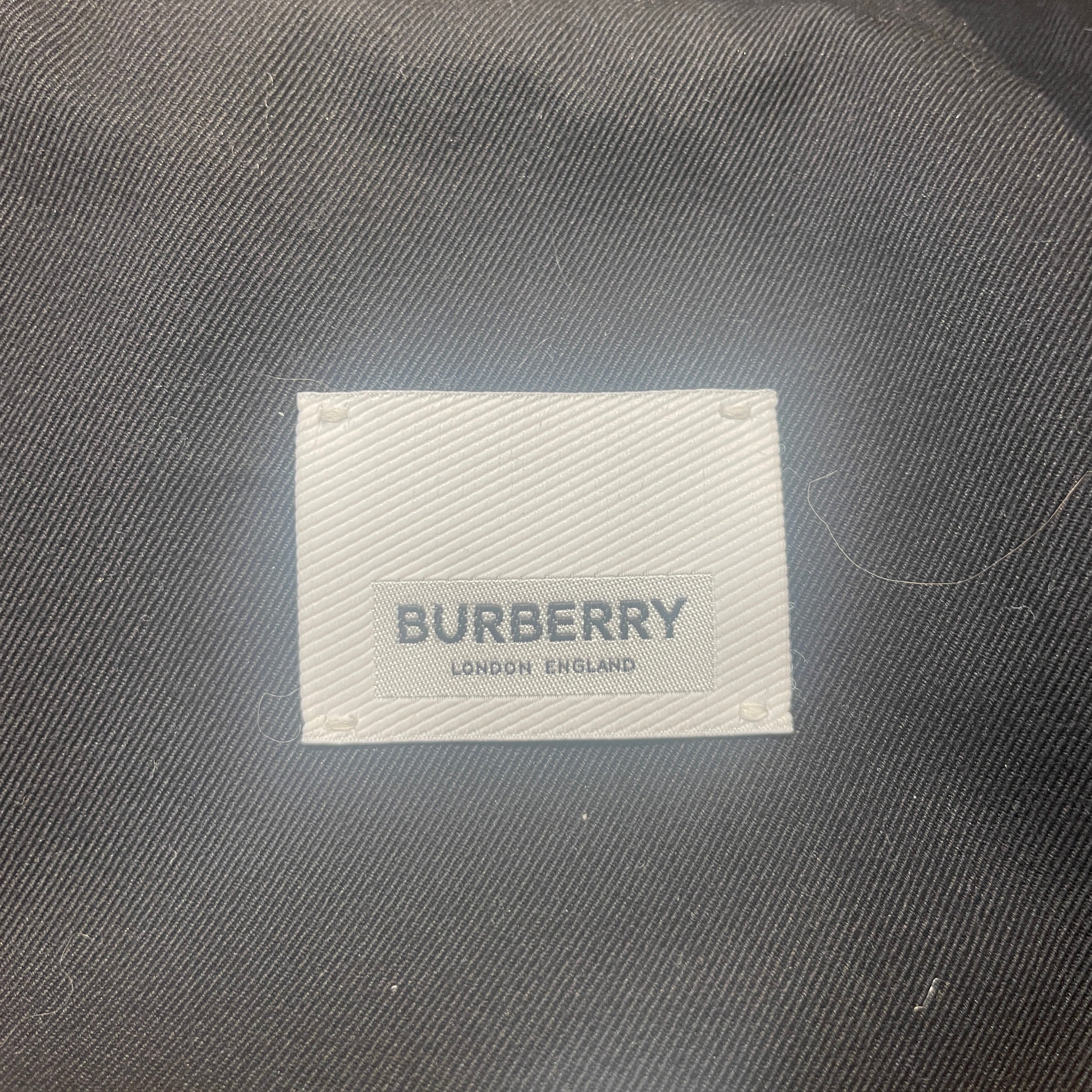 BURBERRY/Coat/10/Cotton/BLK/Fenhurst Cropped view 3