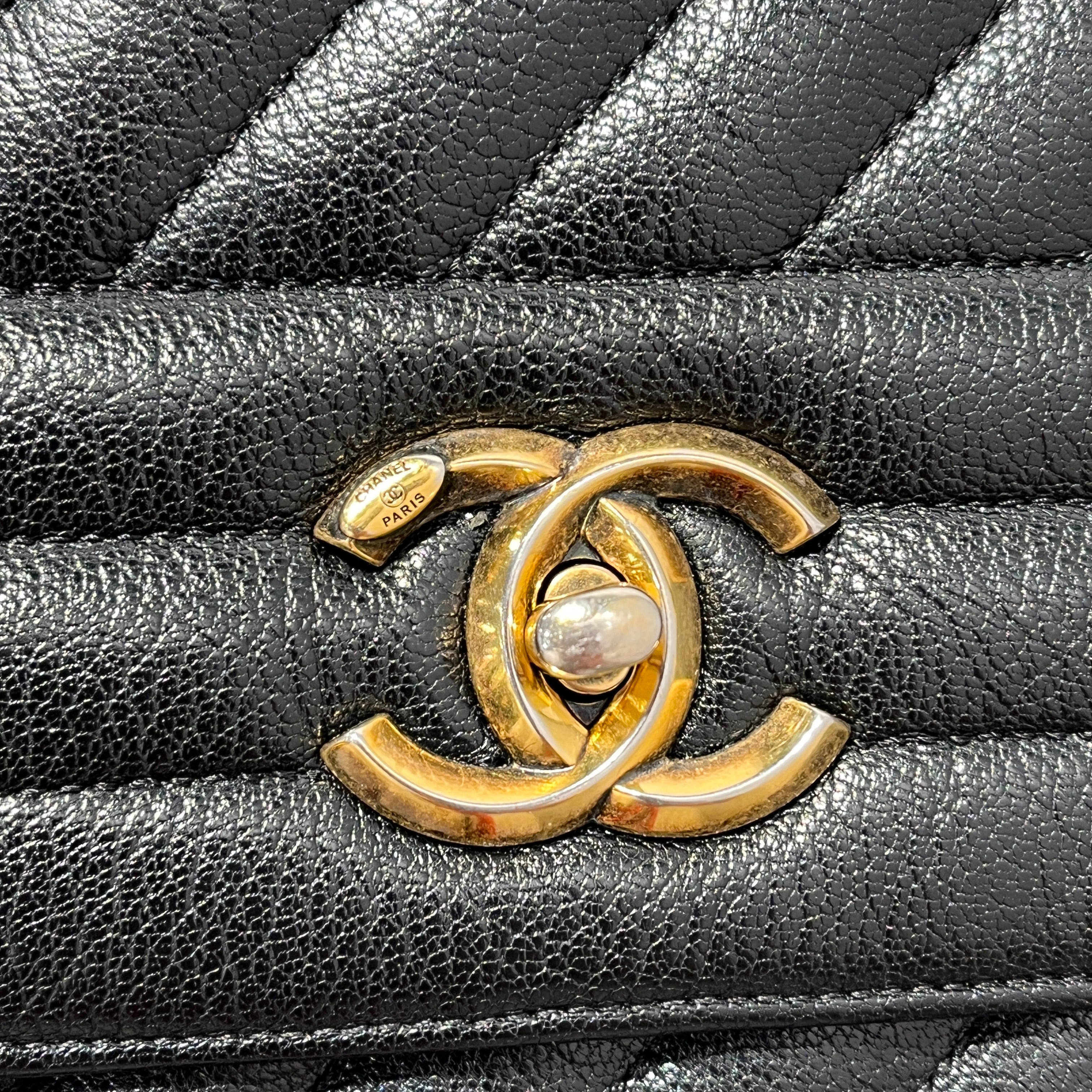 CHANEL/Cross Body Bag/Leather/BLK/DIAGONAL QUILT FLAP BAG LARGE view 6