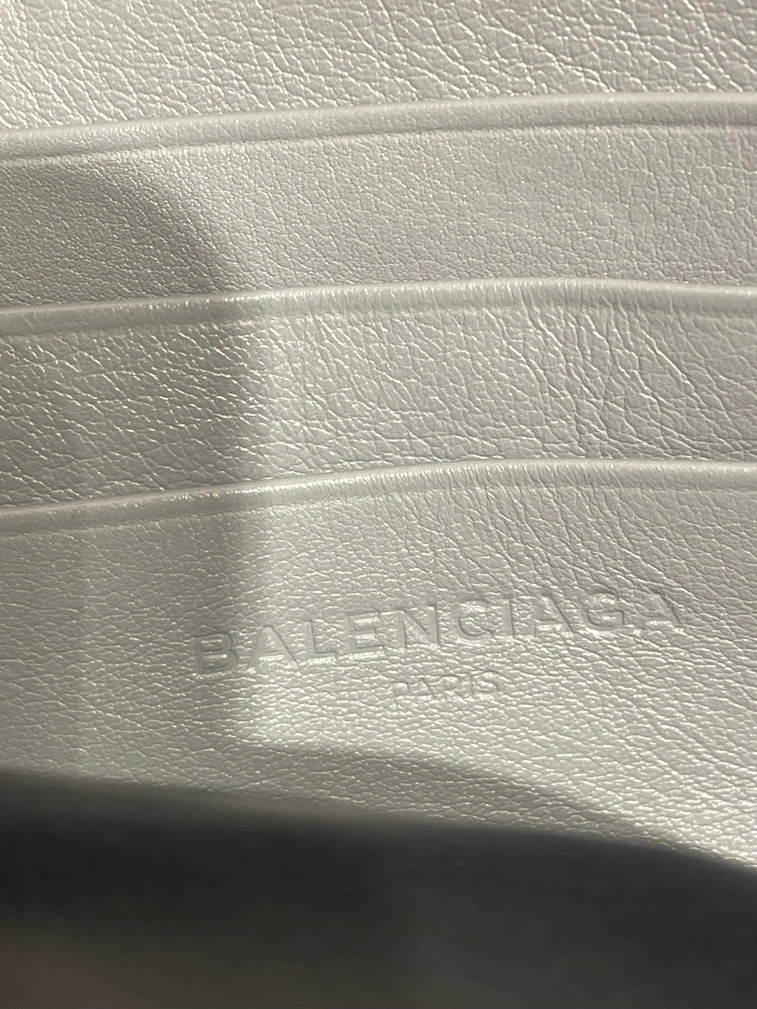BALENCIAGA/Pouch/Leather/SLV/Medium Triangle Pouch view 3