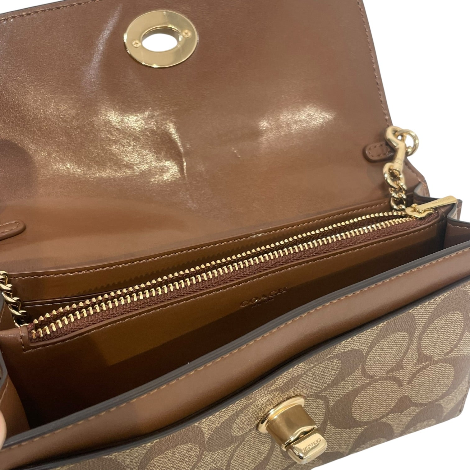 COACH/Cross Body Bag/Monogram/Leather/CRM/jacquard lock flap chain strap view 5