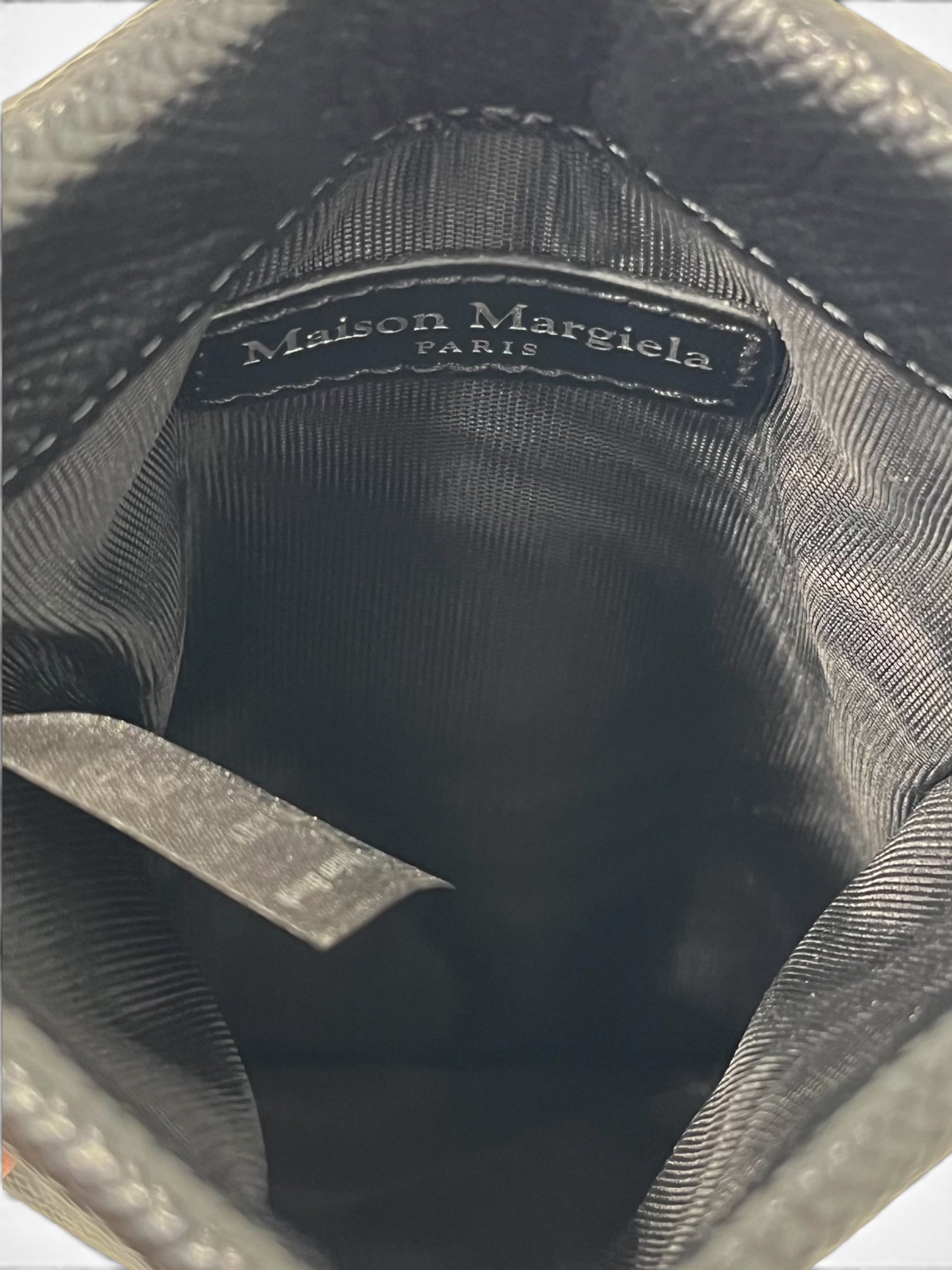 Maison Margiela/Pouch/Leather/BLK/4 Stitch Phone holder view 3