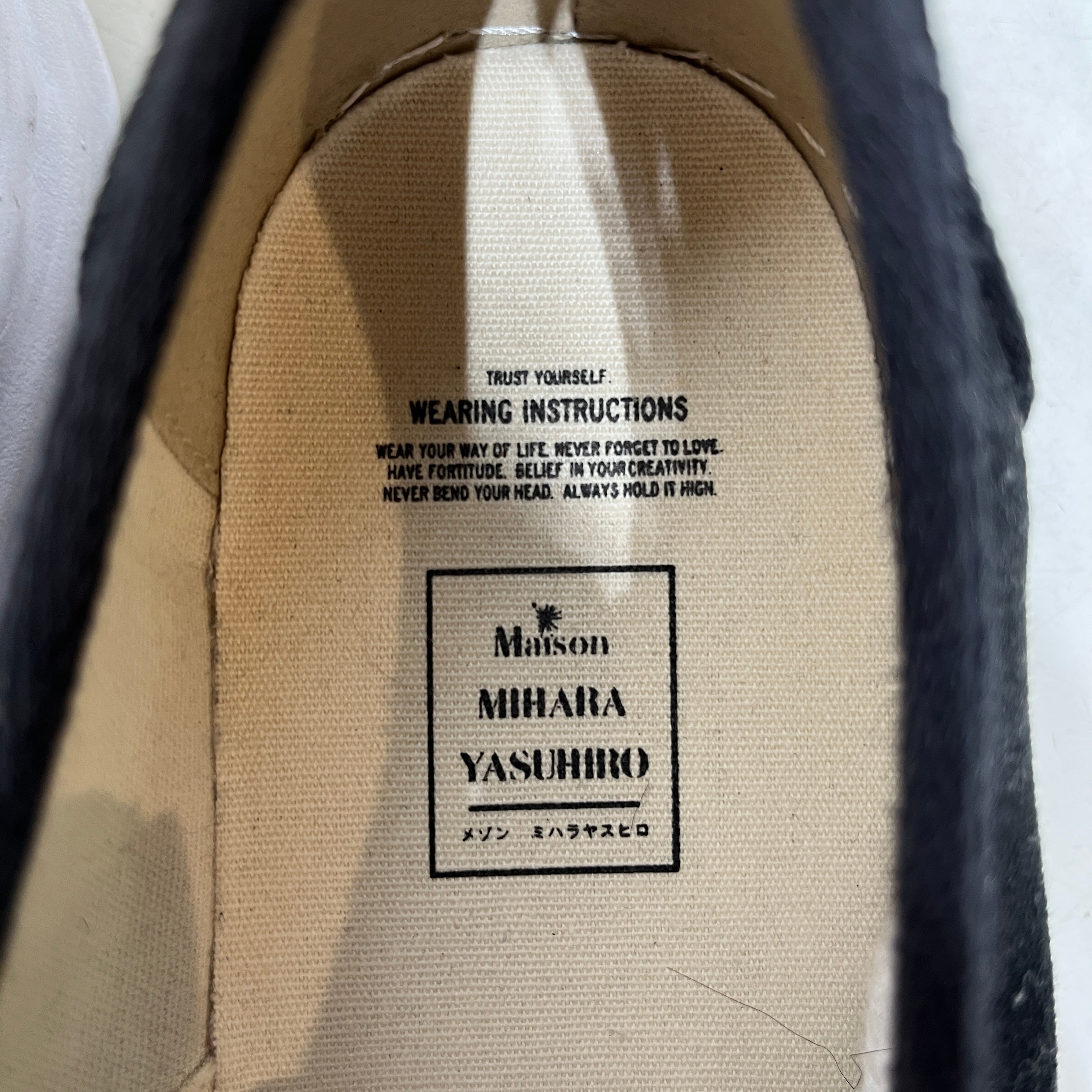MIHARA YASUHIRO/Low-Sneakers/US 9/Cotton/BLK/og sole view 3