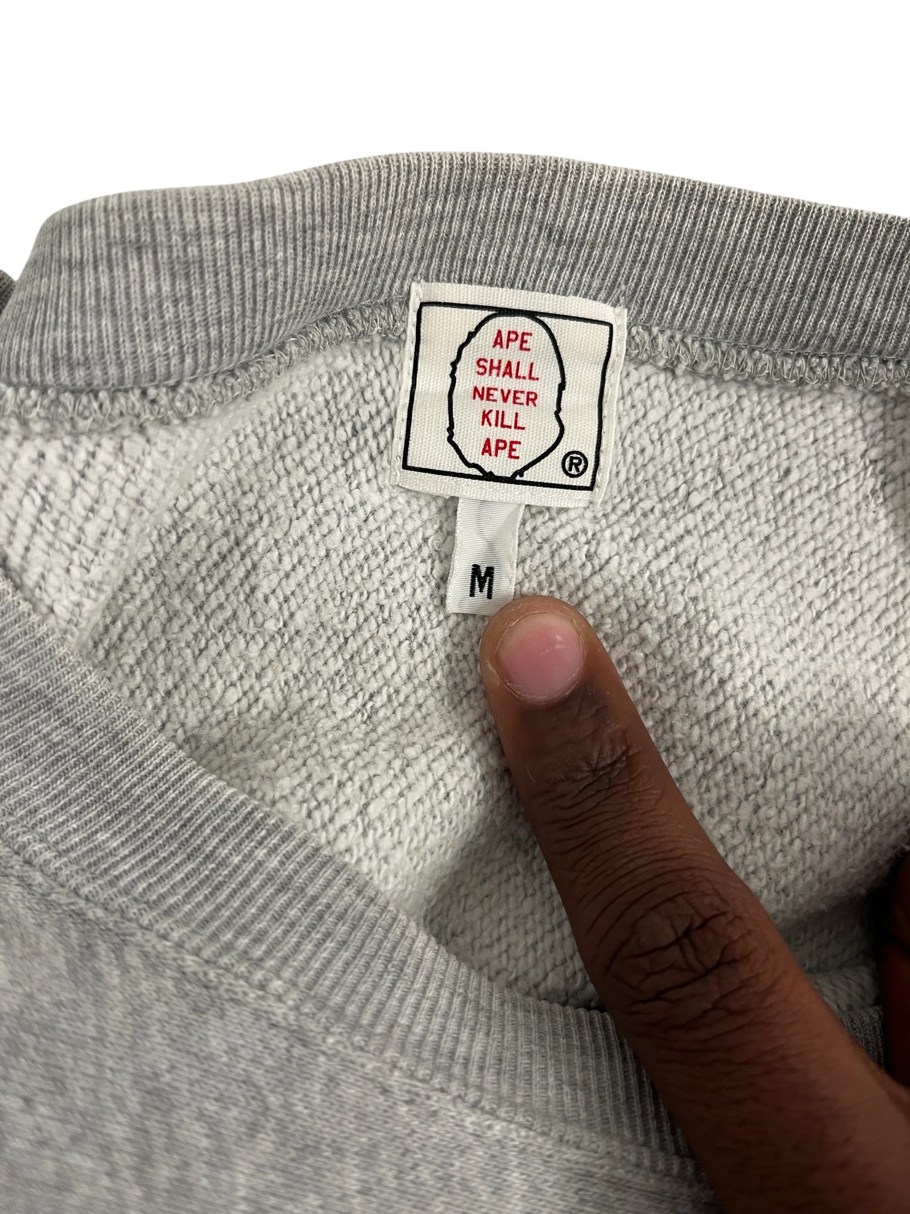 A BATHING APE/Sweatshirt/M/Graphic/Cotton/GRY/Pullover/DIGITAL MONOCHROME LOGO PRINT view 3