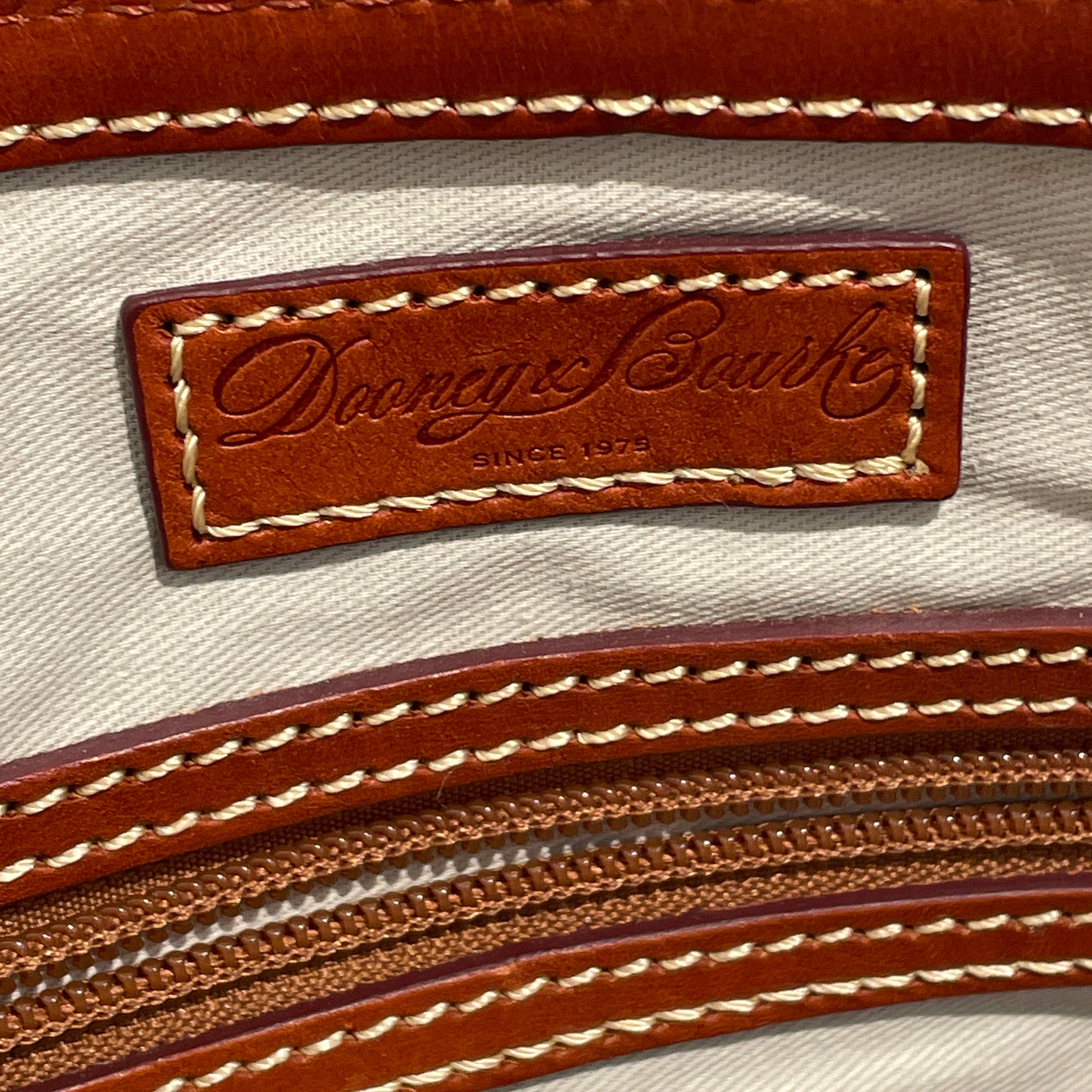 Dooney & Bourke/Hand Bag/All Over Print/Leather/WHT/Zip Zip Purse Bag view 4