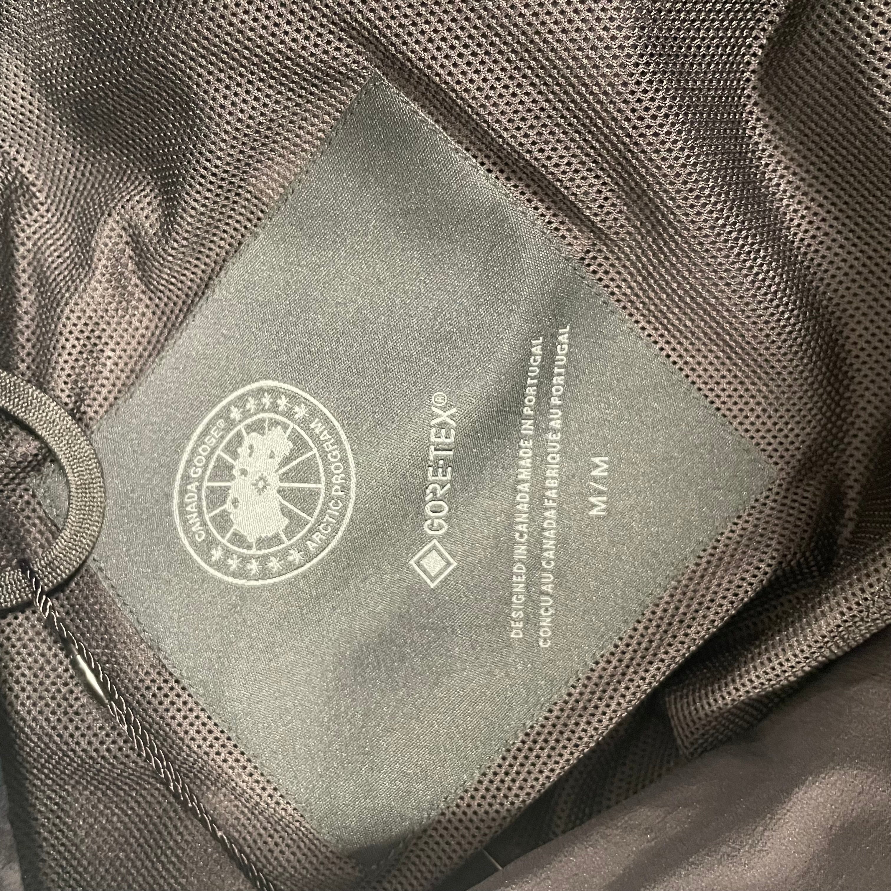 CANADA GOOSE/Windbreaker/M/Gore-Tex/BLK/TRENCHY/FULL ZIPP/HOODIE view 3