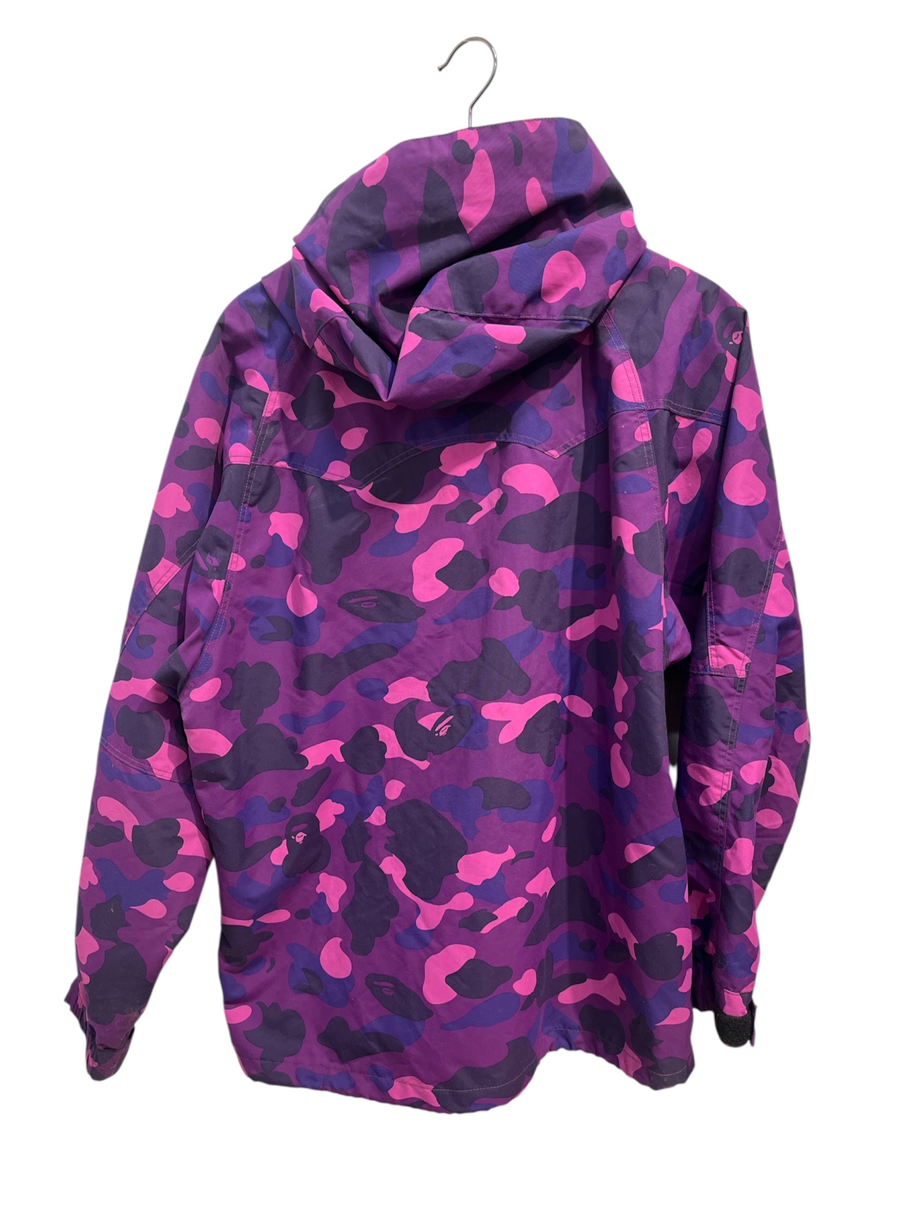 A BATHING APE/Jacket/XL/Polyester/PUP/Camouflage/SNOWBOARD LETTERING DOWN ZIP view 2