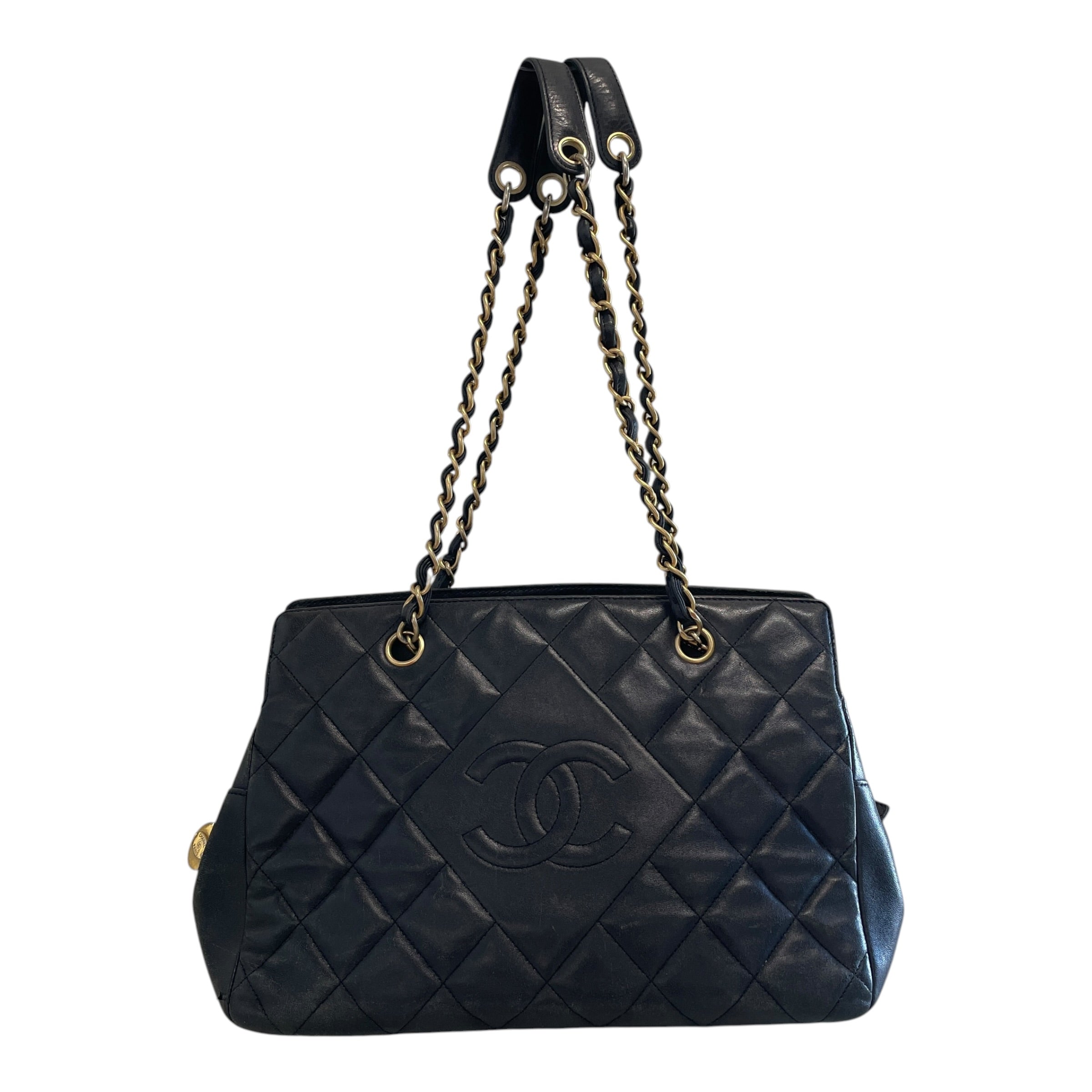 CHANEL/Hand Bag/Leather/BLK/HTBQ379/DIAMOND CC CHAIN view 1