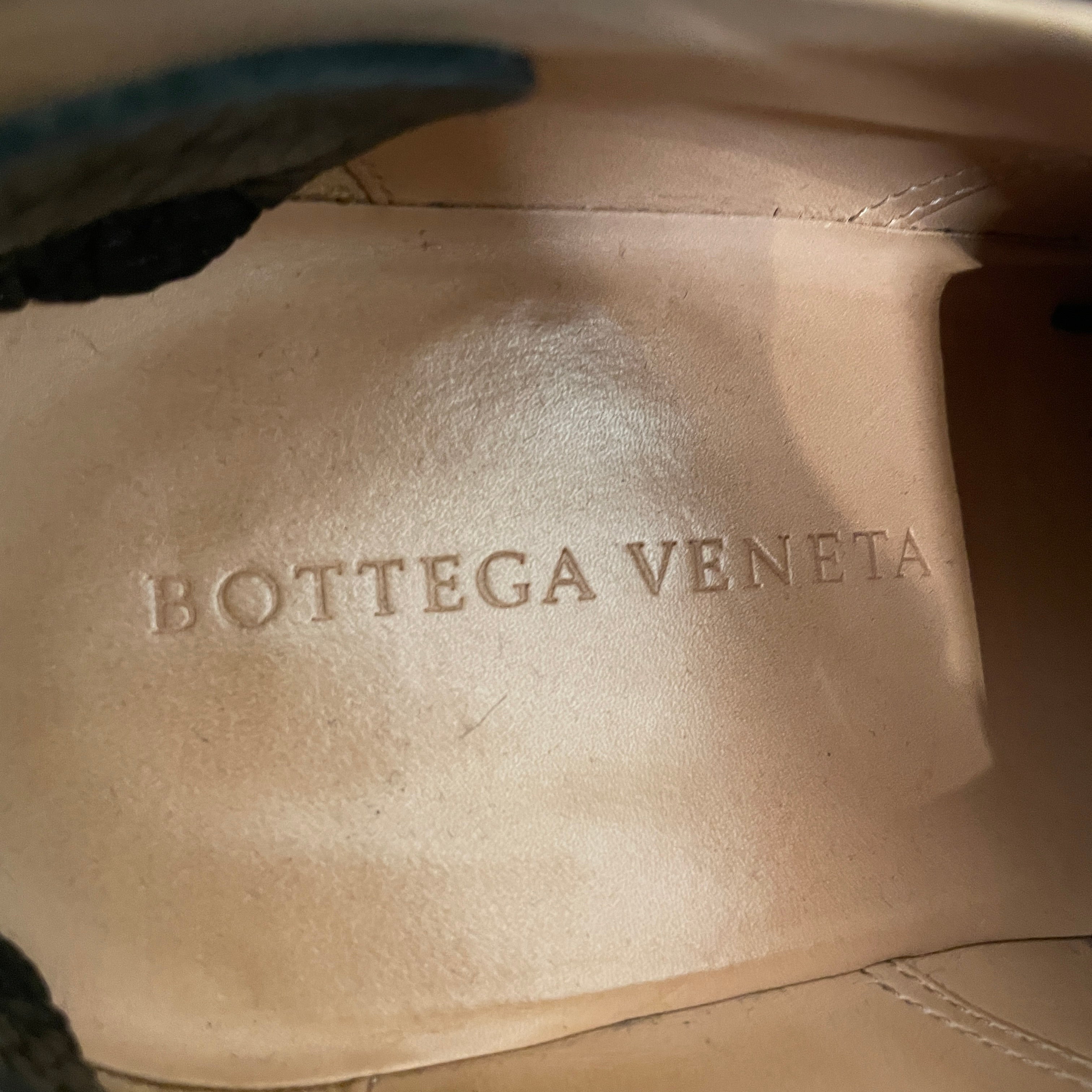 BOTTEGA VENETA/Dress Shoes/EU 44/Leather/BLK/STRUT GRID DERBY SQUARE TOE view 6
