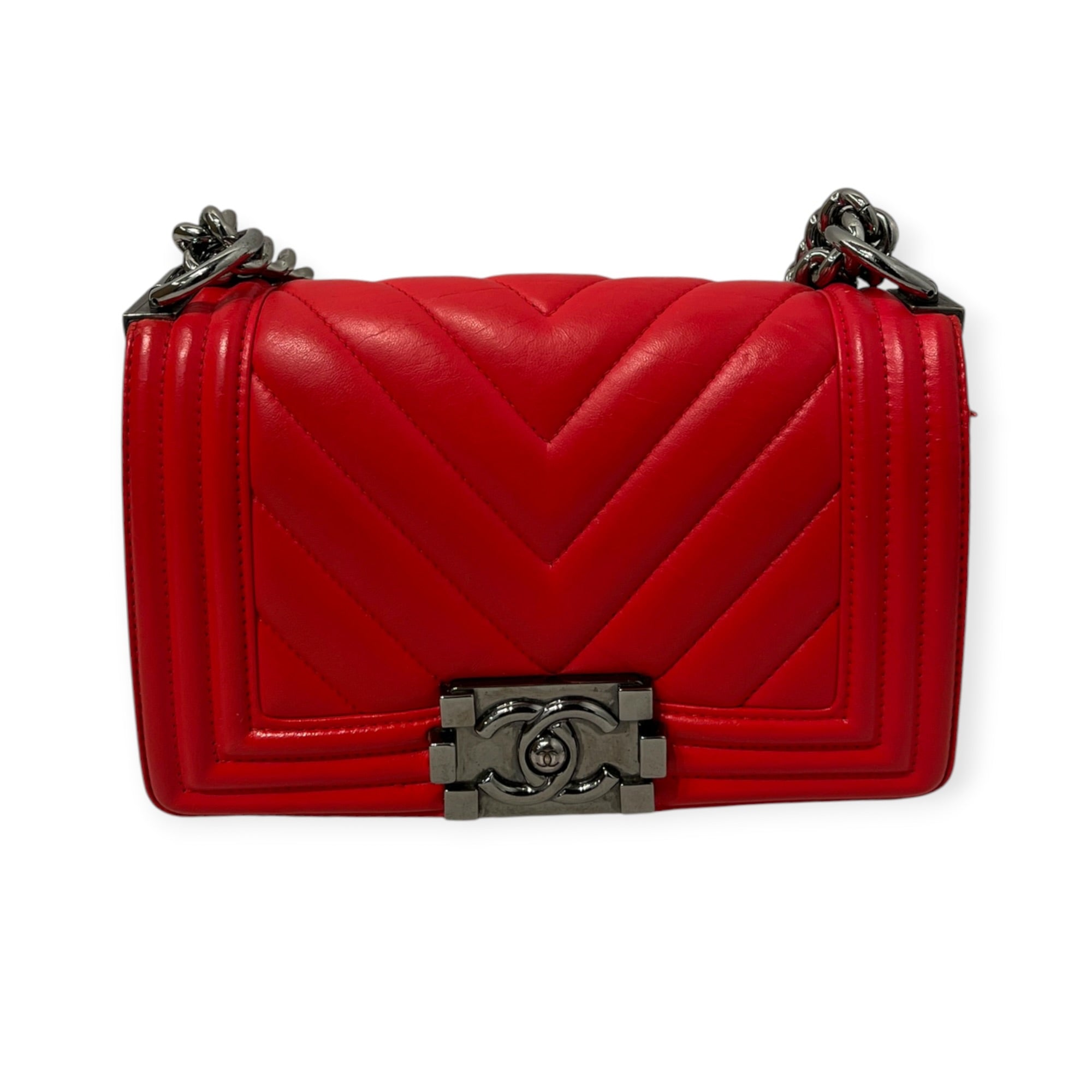 CHANEL/Bag/Lambskin/RED/LAMBSKIN CHEVRON BOY FLAP view 3