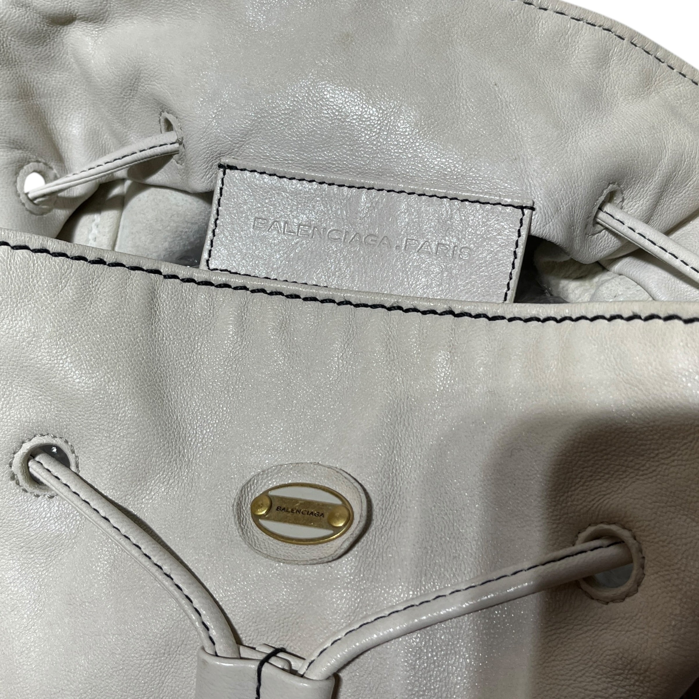 BALENCIAGA/Cross Body Bag/Leather/WHT/drawstring view 5