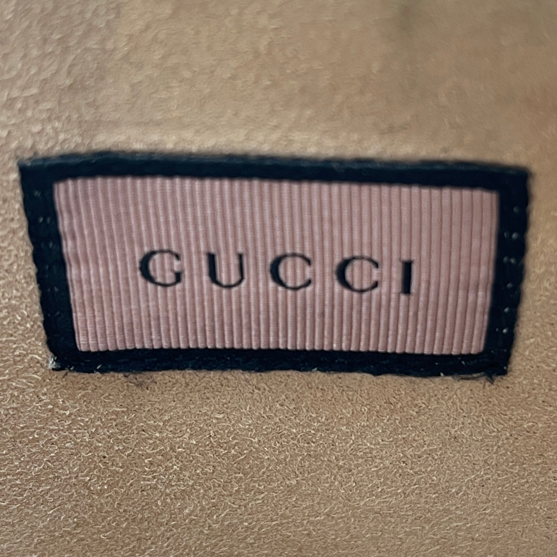 GUCCI/Pouch/Leather/BLK/life is gucci pouch view 4