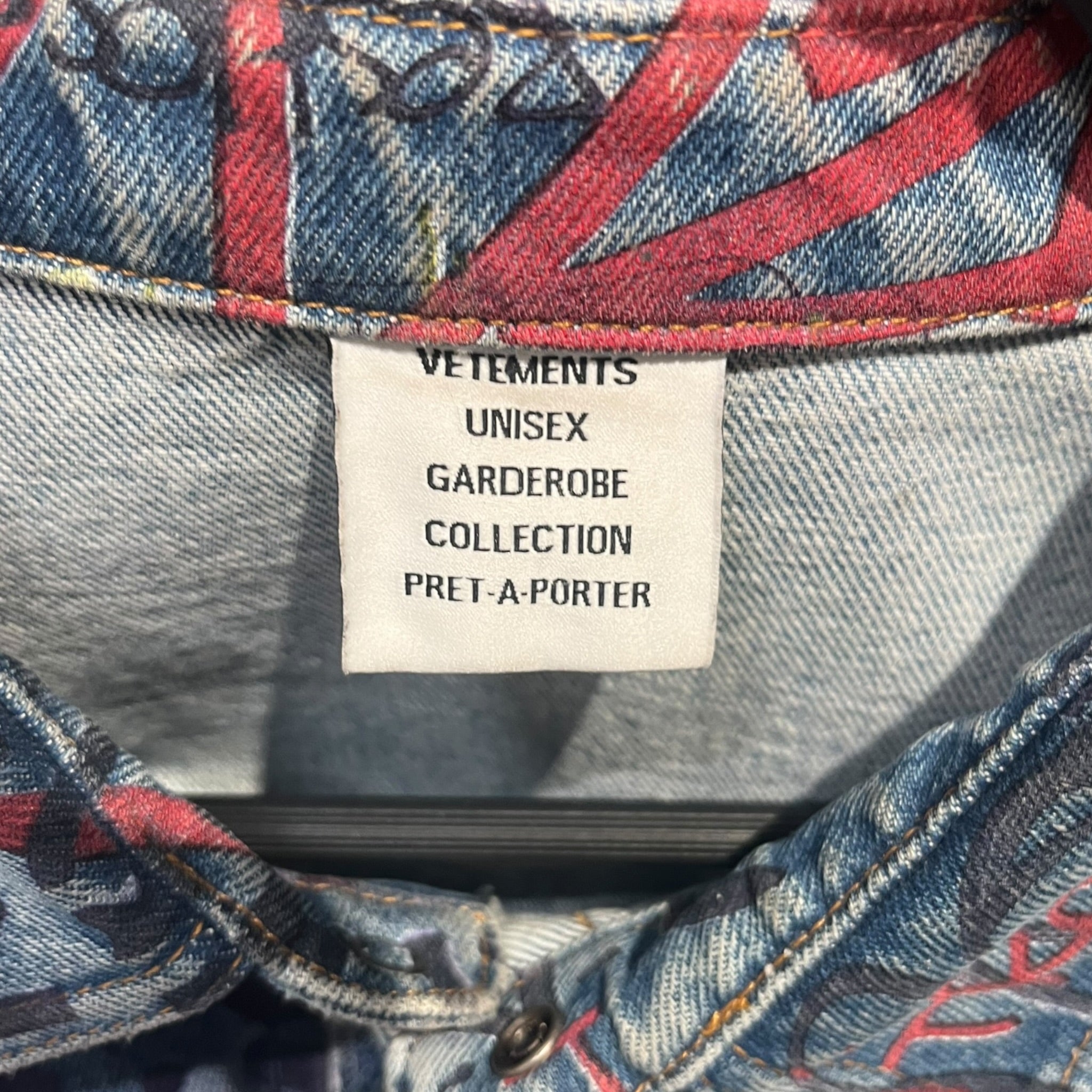 VETEMENTS/LS Shirt/L/Denim/MLT/All Over Print/graffiti view 3