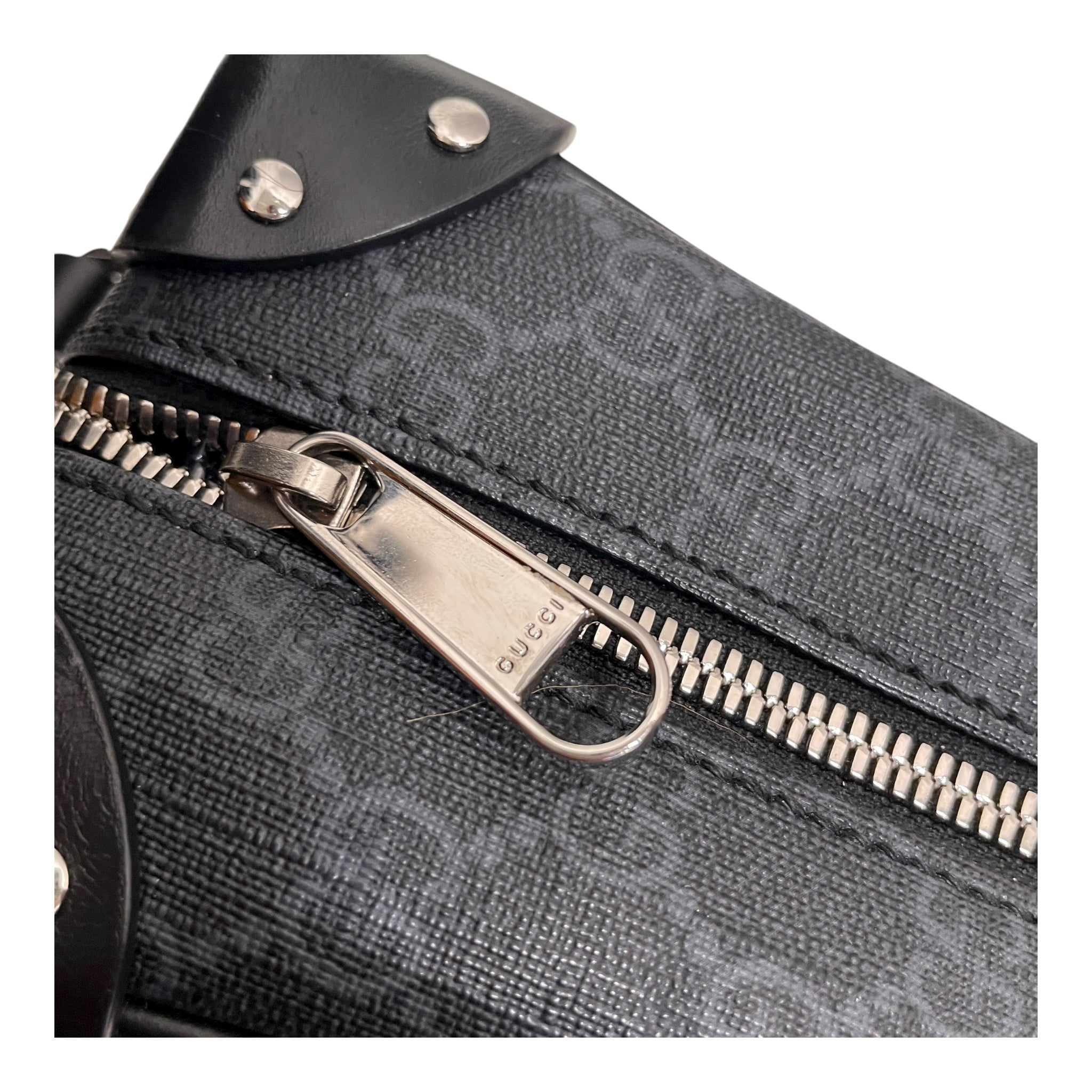 GUCCI/Cross Body Bag/Monogram/Leather/BLK/GG SUPREME TRUNK SHOULDER BAG view 4