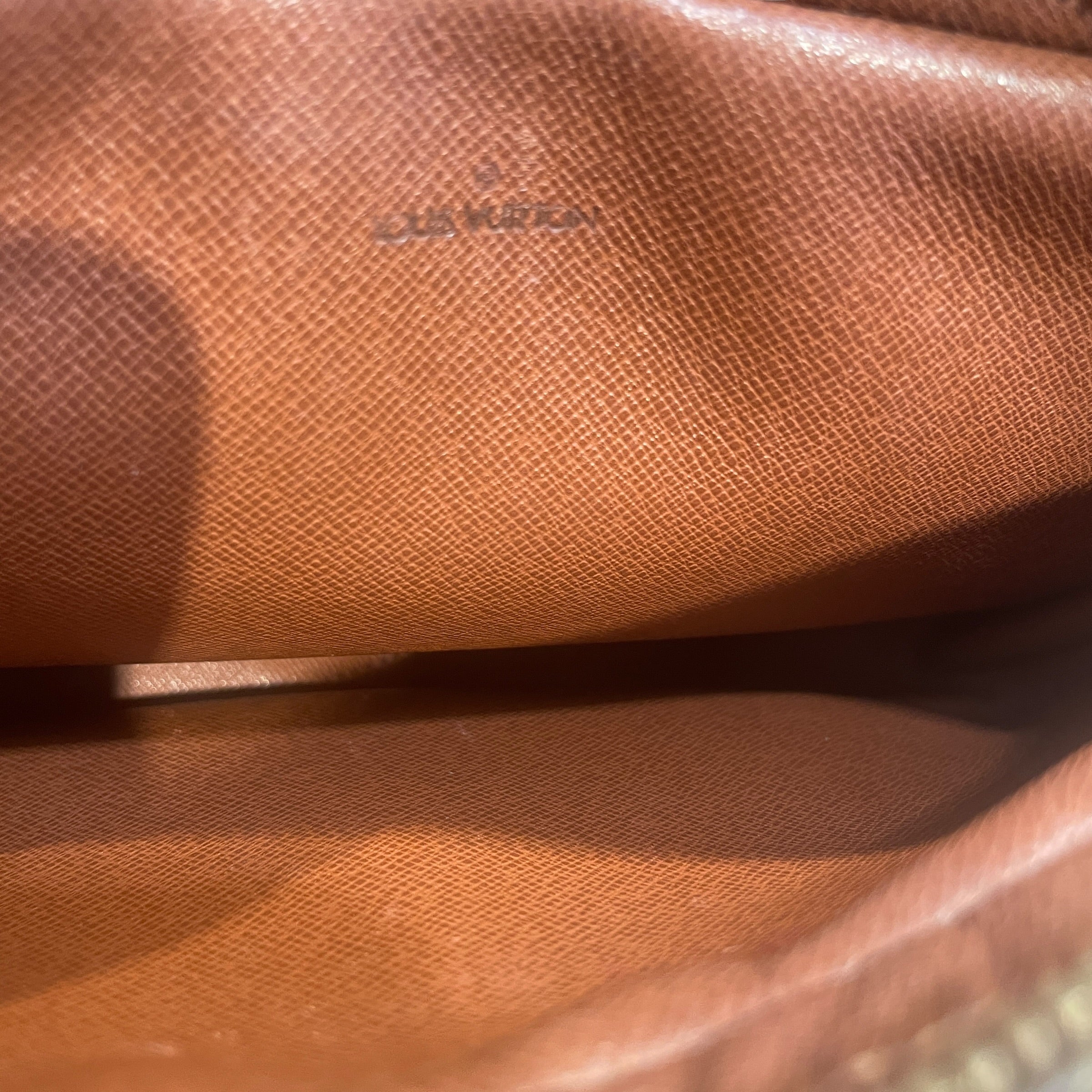 LOUIS VUITTON/Cross Body Bag/Leather/BRW/Saint Germain Crossbody view 7
